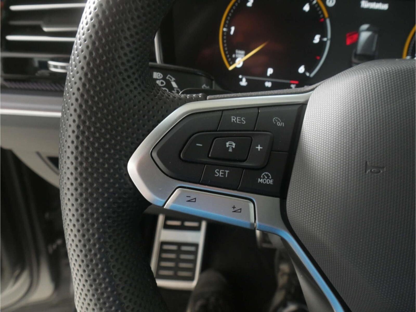 Volkswagen Touareg – Bild 10