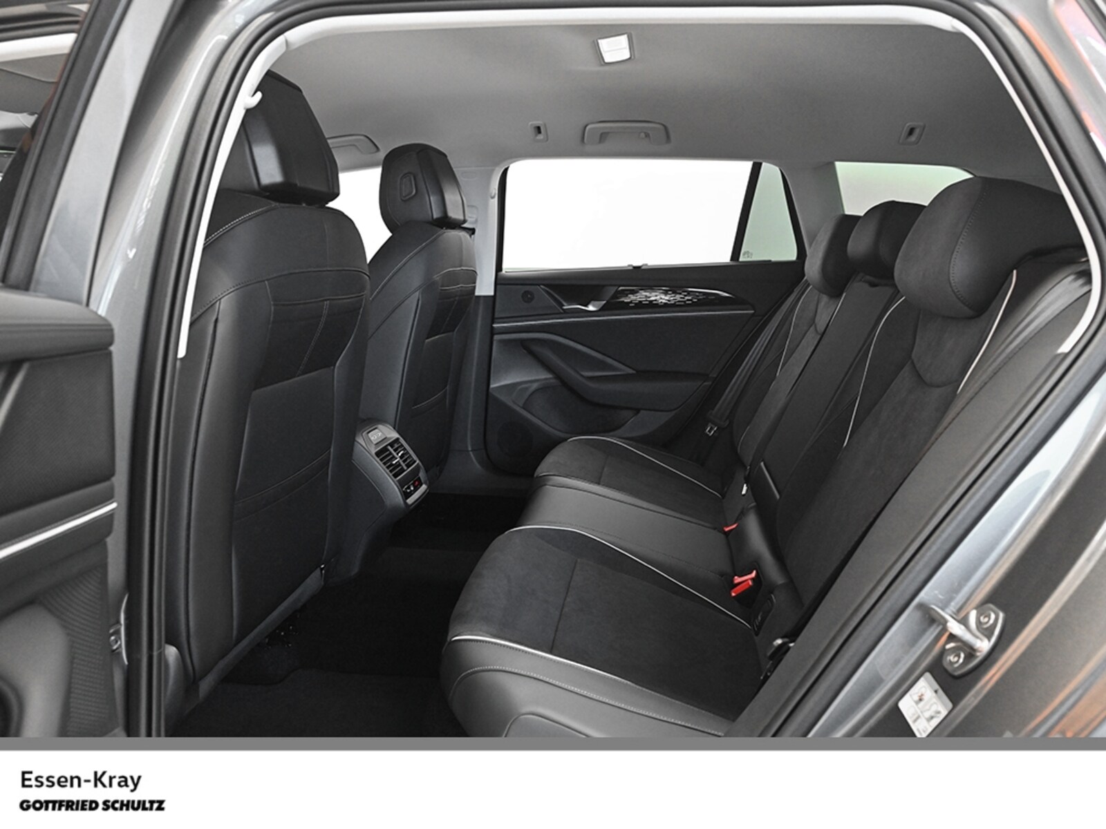 Volkswagen Passat – Bild 13
