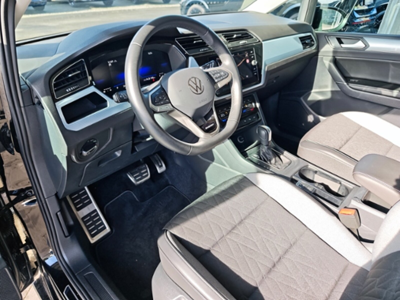 Volkswagen Touran – Bild 24