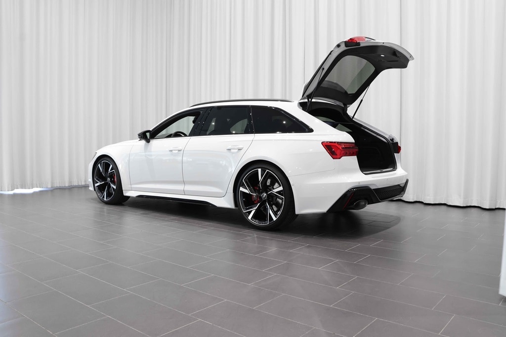 Bild som visar Audi RS 6 Avant RS 6 Avant performance 630 hk tiptronic - för mer information kontakta din Audi Partner