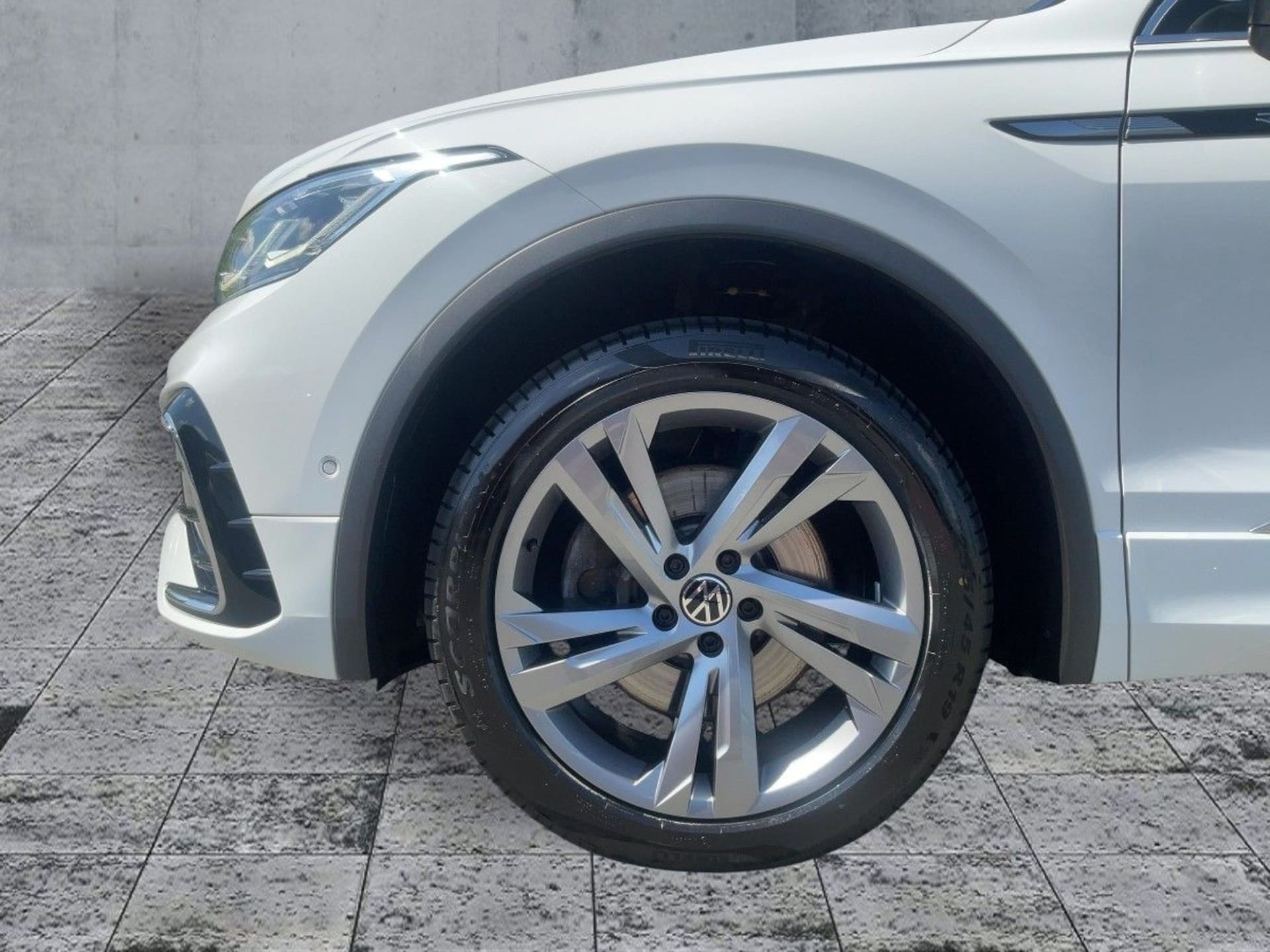 Volkswagen Tiguan R-Line