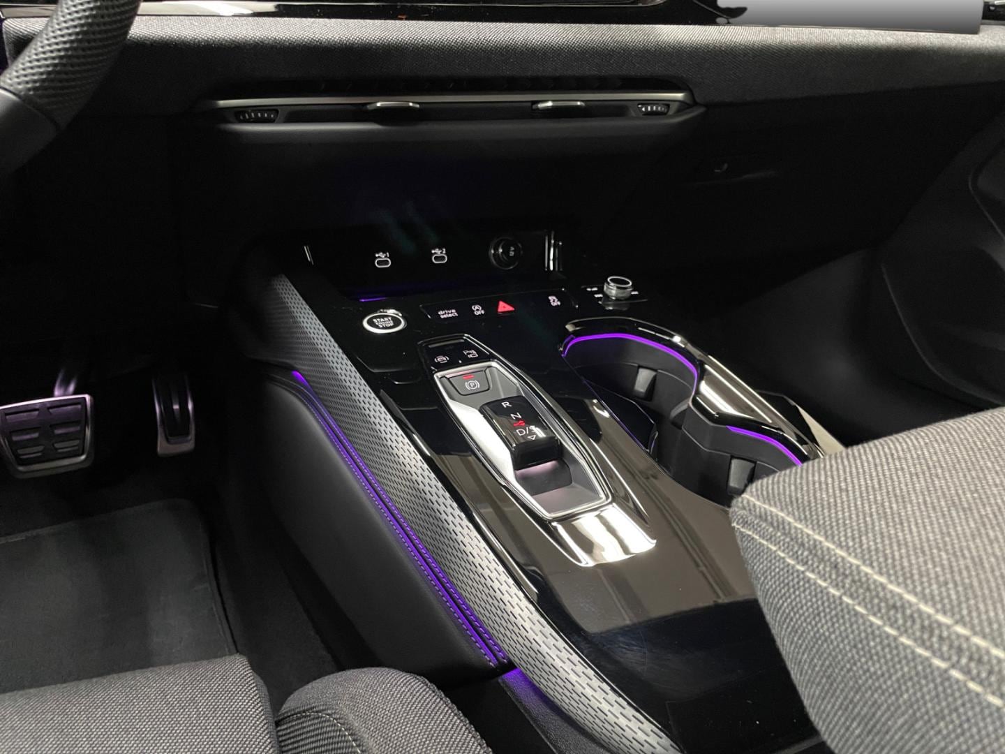 Bild über Audi A5 Avant TFSI 150 kW S tronic - für weitere Informationen kontaktieren Sie den Audi Partner
