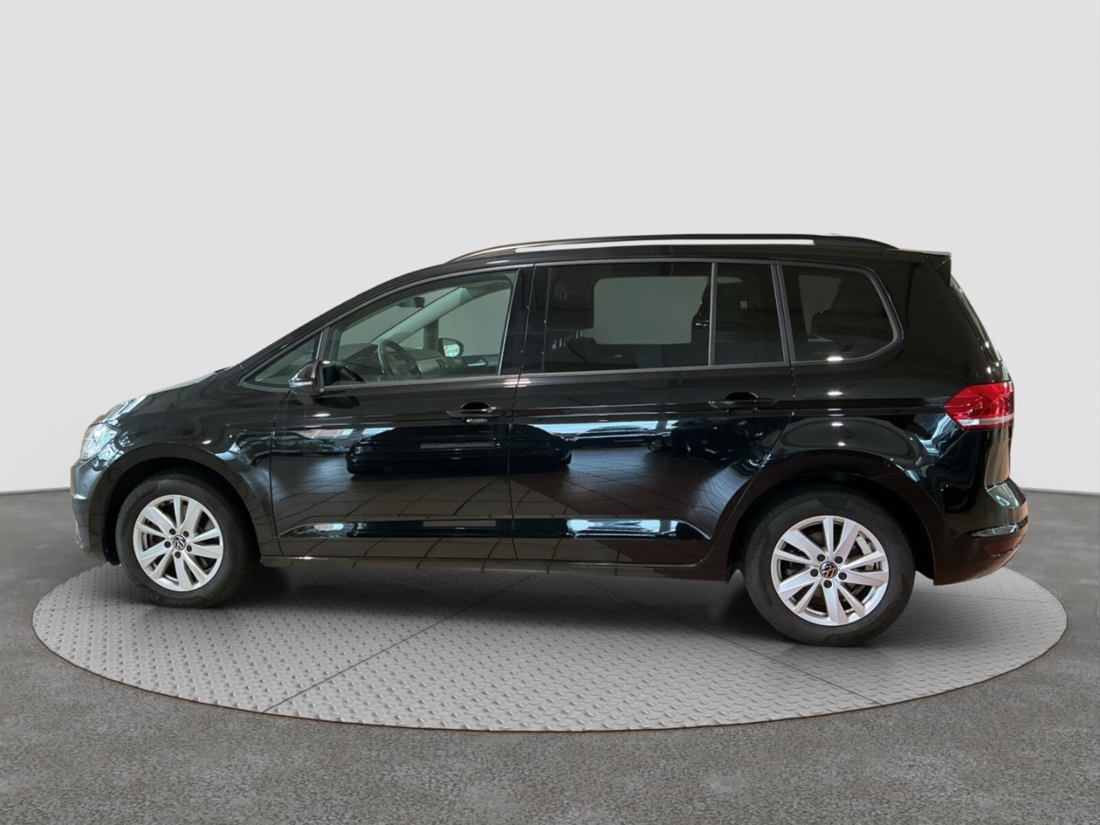 Volkswagen Touran – Bild 8