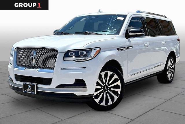 2023 Lincoln Navigator