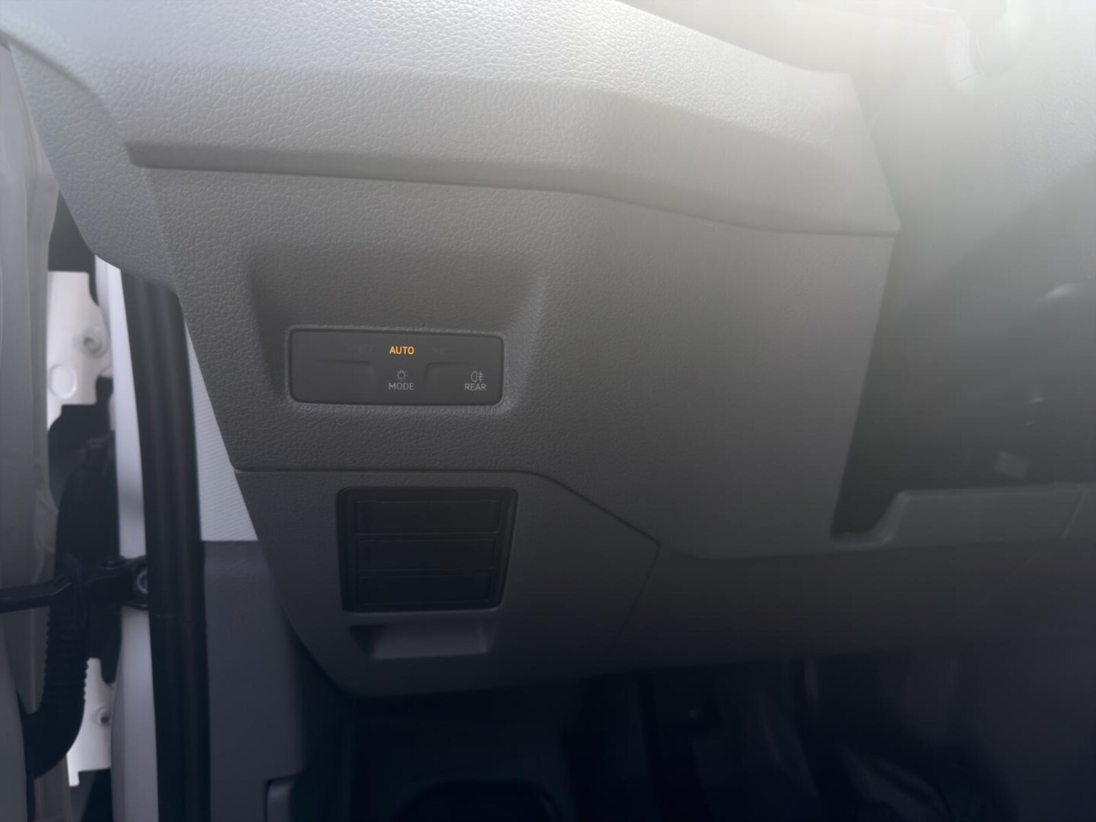 Volkswagen Crafter Kasten mittlerer Radstand – Bild 30