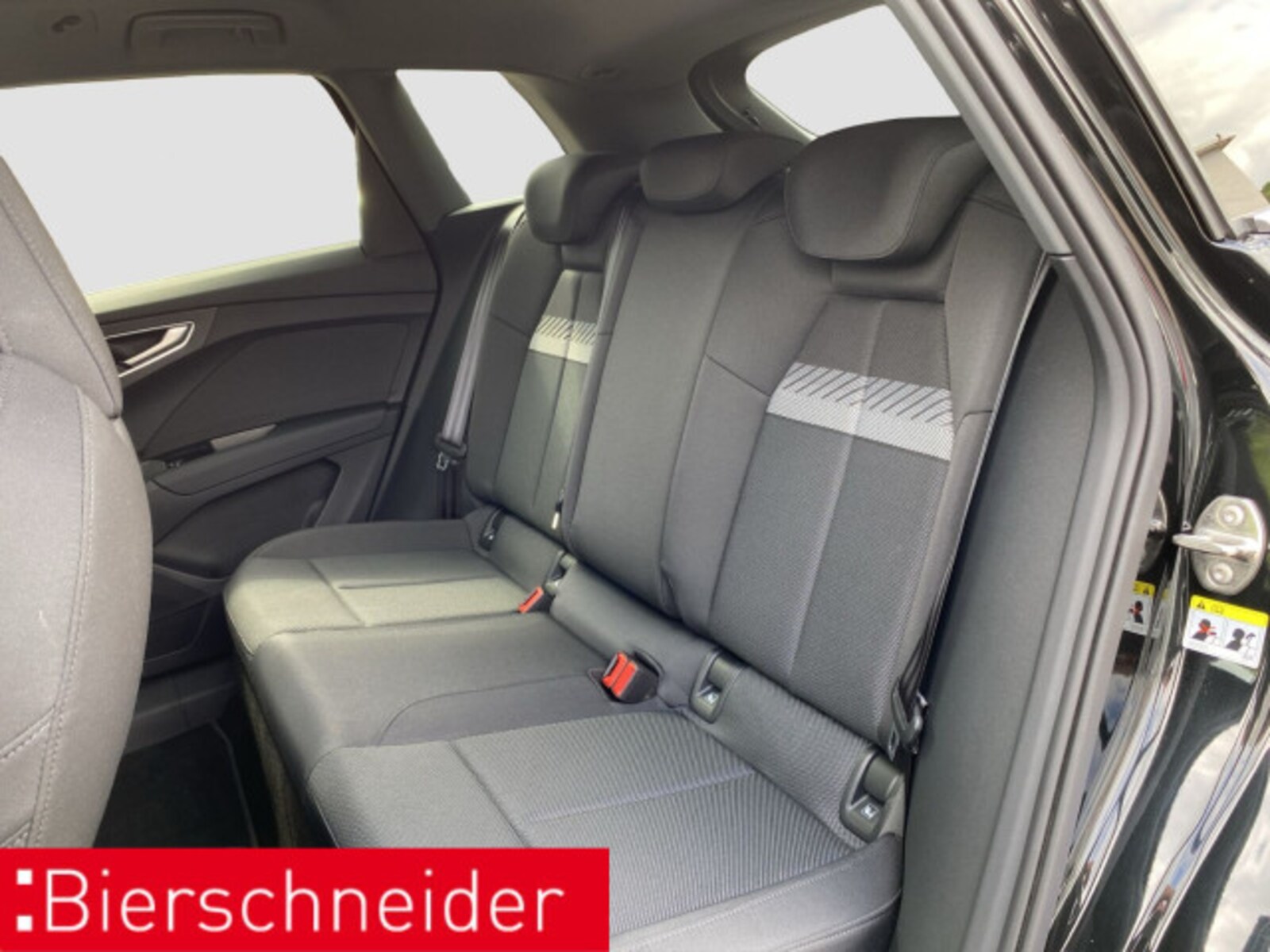 Audi Q4 e-tron – Bild 10