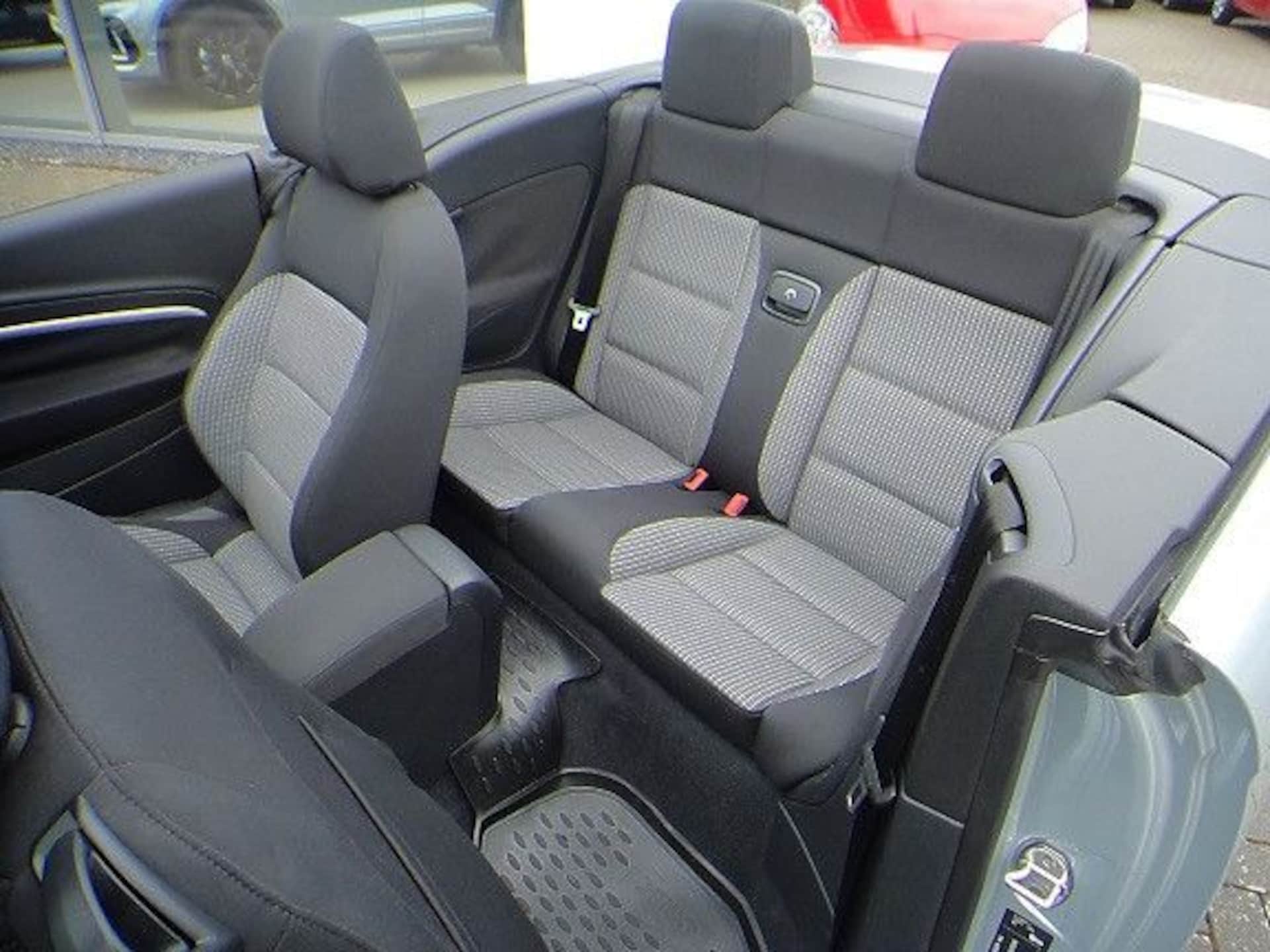 Volkswagen Eos