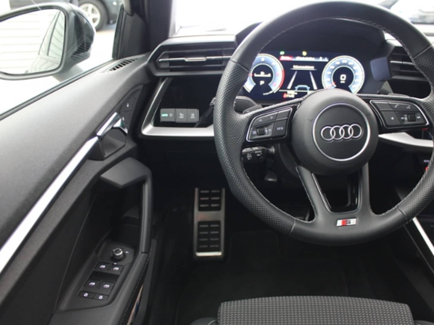 Bild über Audi A3 Limousine advanced 35 TDI S tronic - für weitere Informationen kontaktieren Sie den Audi Partner