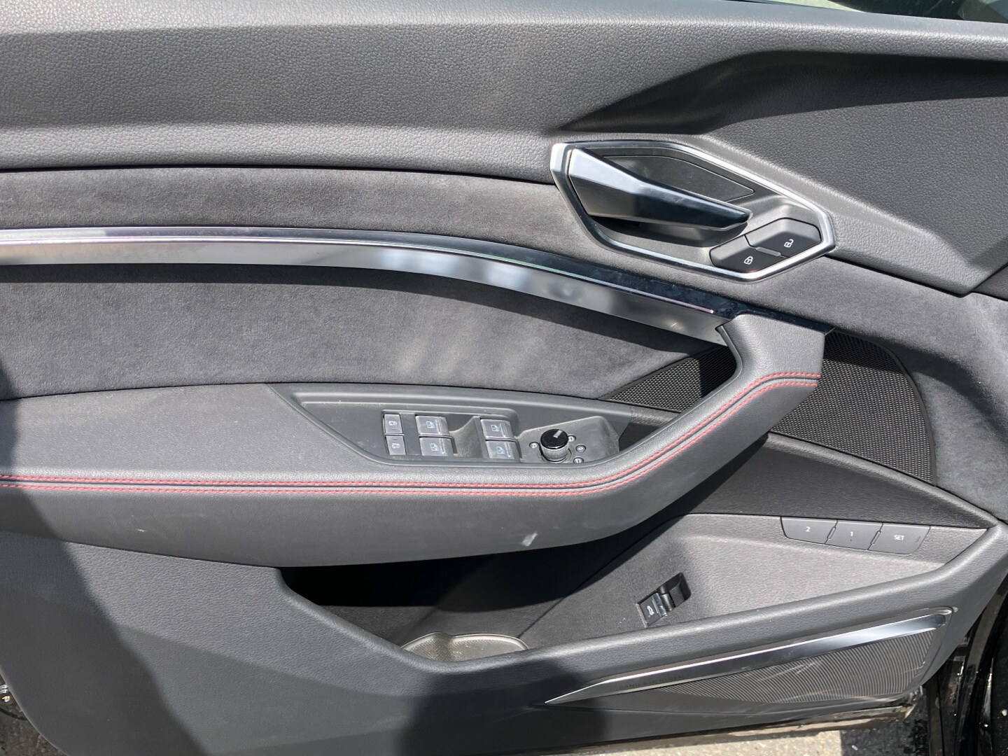 Image about Audi Q8 Sportback e-tron S line 55 e-tron quattro