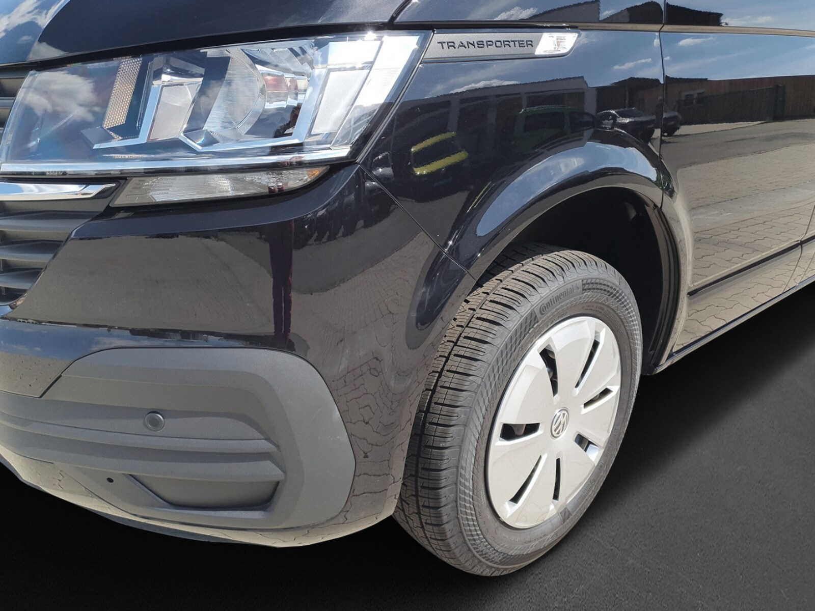 Volkswagen T6.1 Transporter Kombi kurzer Radstand – Bild 4