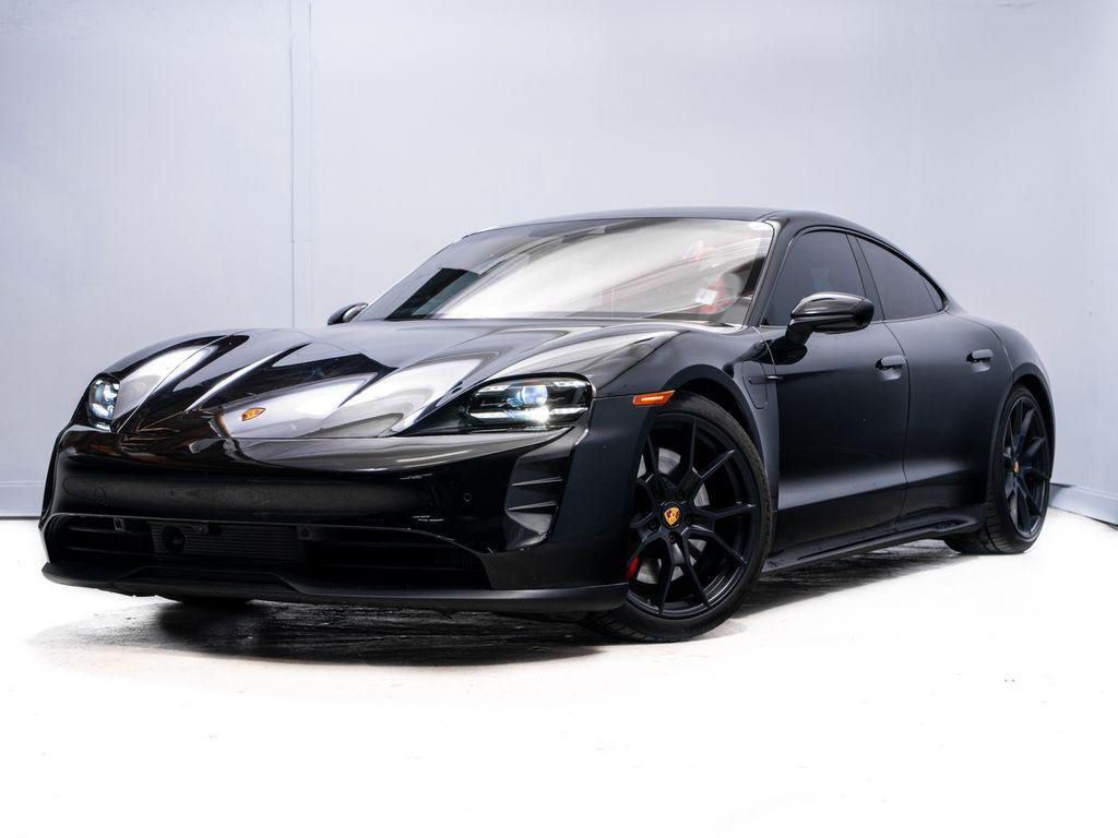 2024 Porsche Taycan GTS's photo