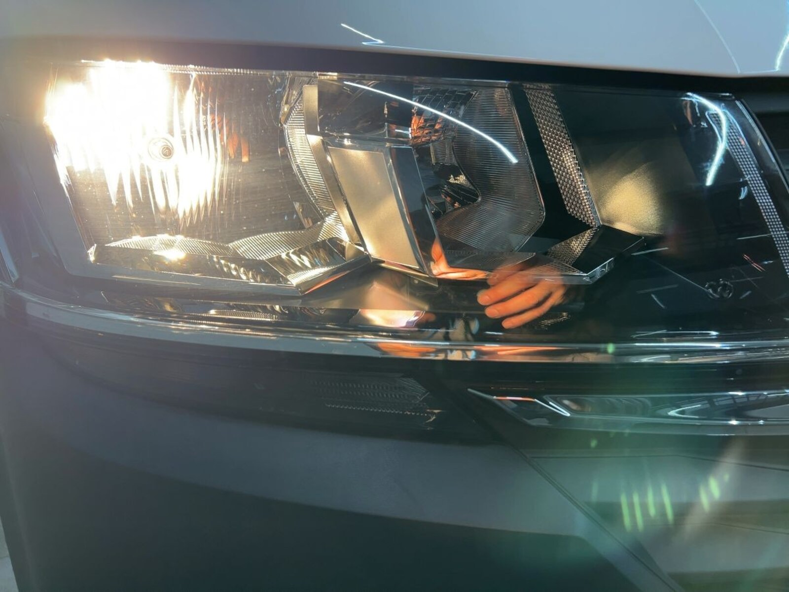 Volkswagen T6.1 Transporter Kasten langer Radstand – Bild 17