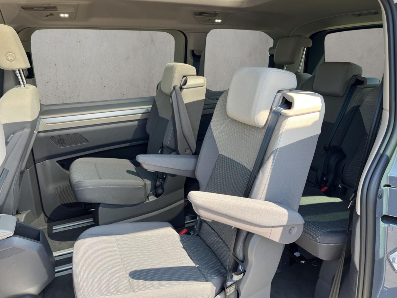 Volkswagen Multivan – Bild 13