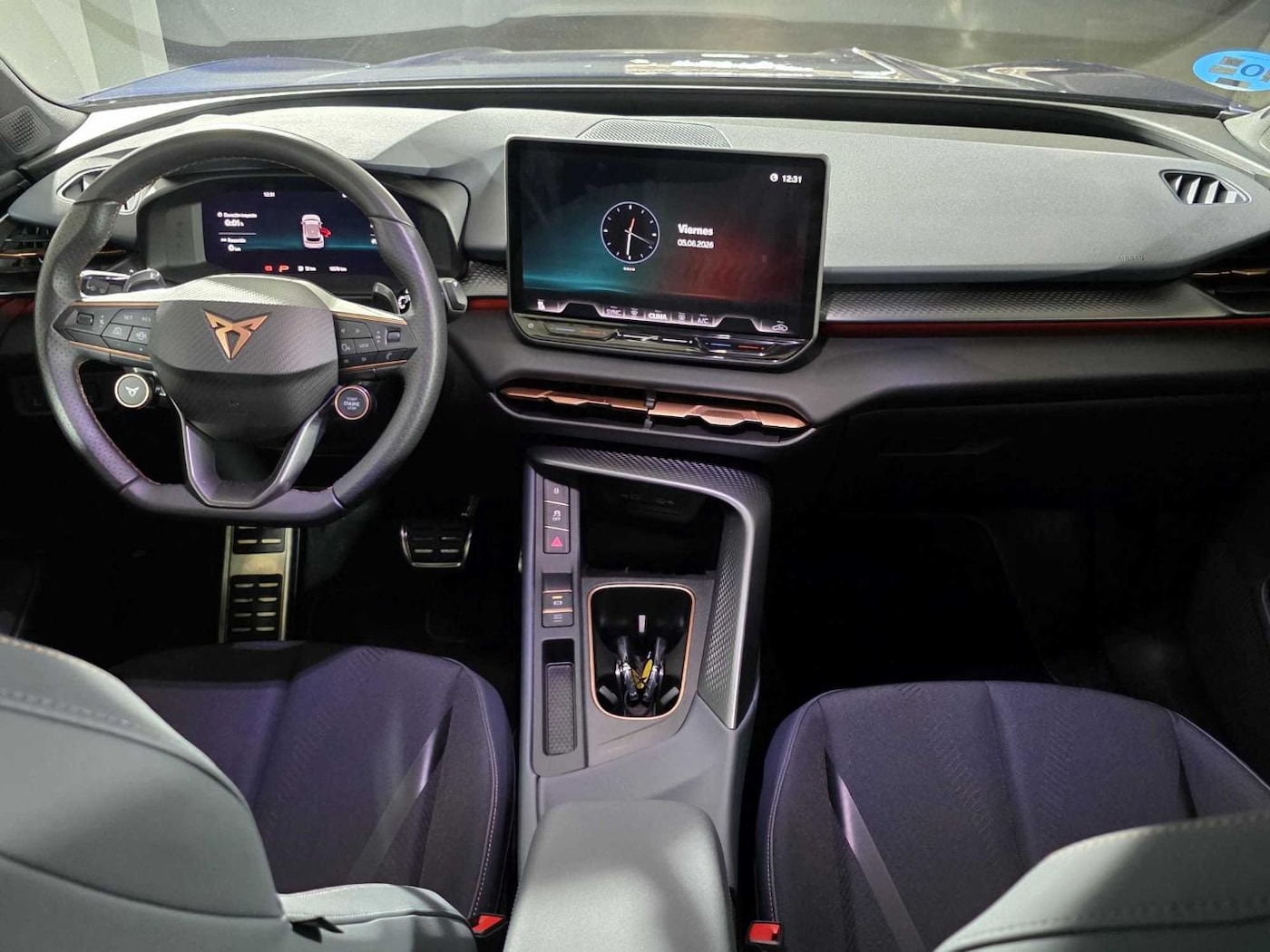CUPRA Terramar 1.5 TSI e-Hybrid DSG 150 kW (204 CV) — photo 4