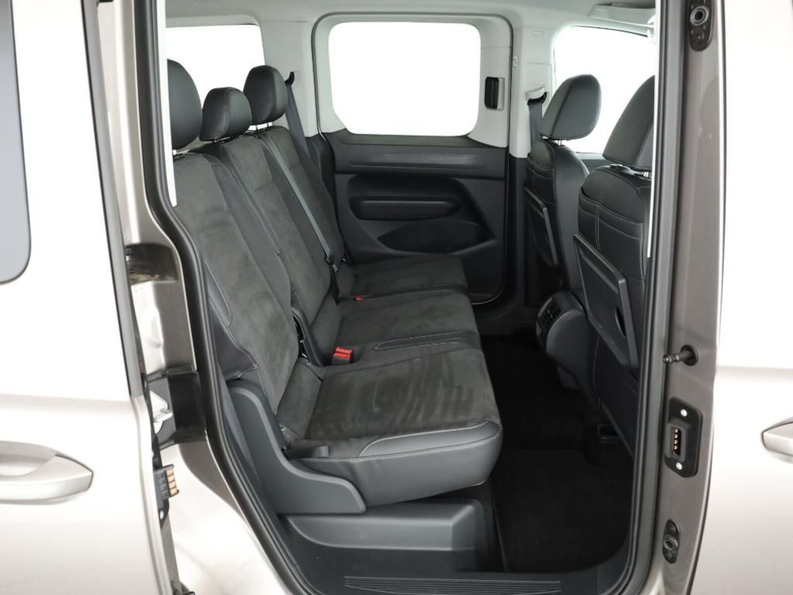 Volkswagen Caddy – Bild 8