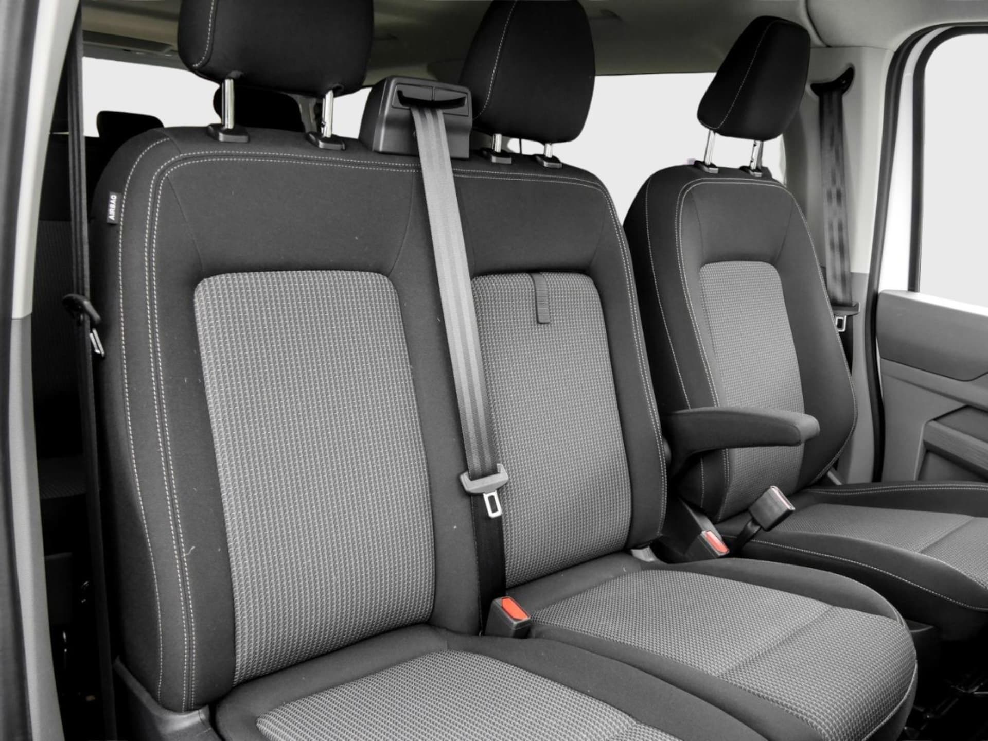 Volkswagen Transporter Kombi kurzer Radstand