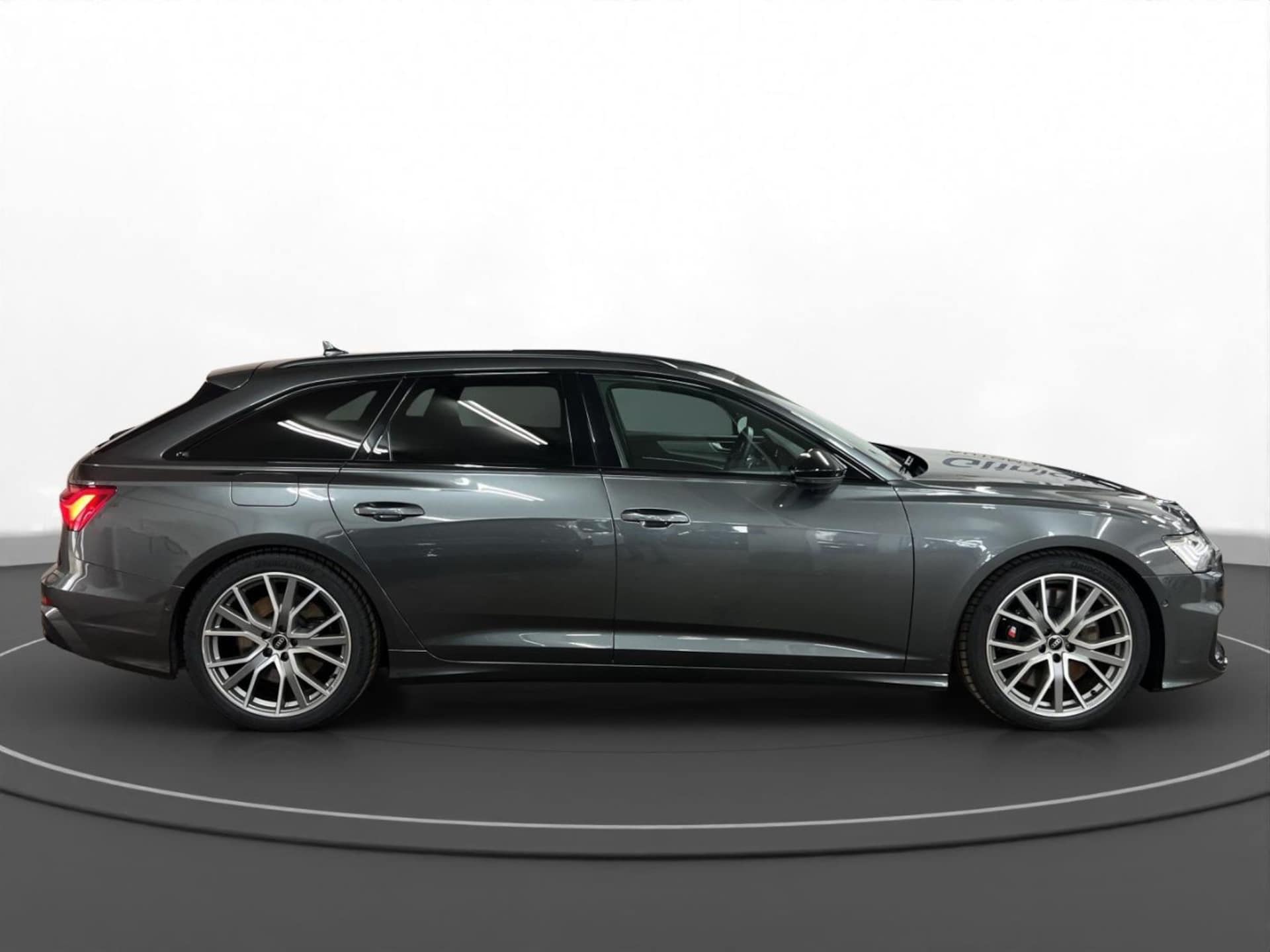 Audi S6 Avant
