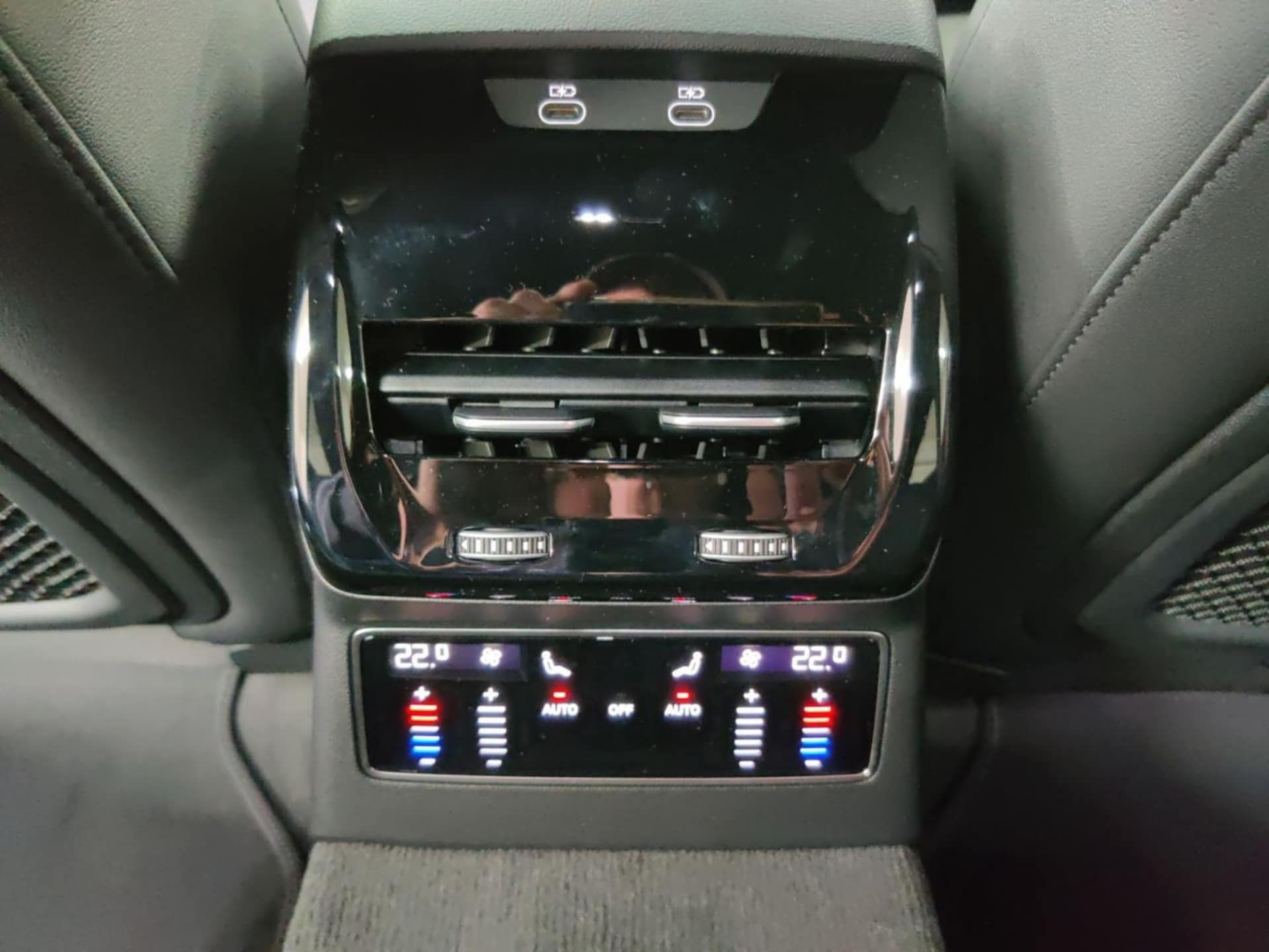 Audi A6 Avant edition one