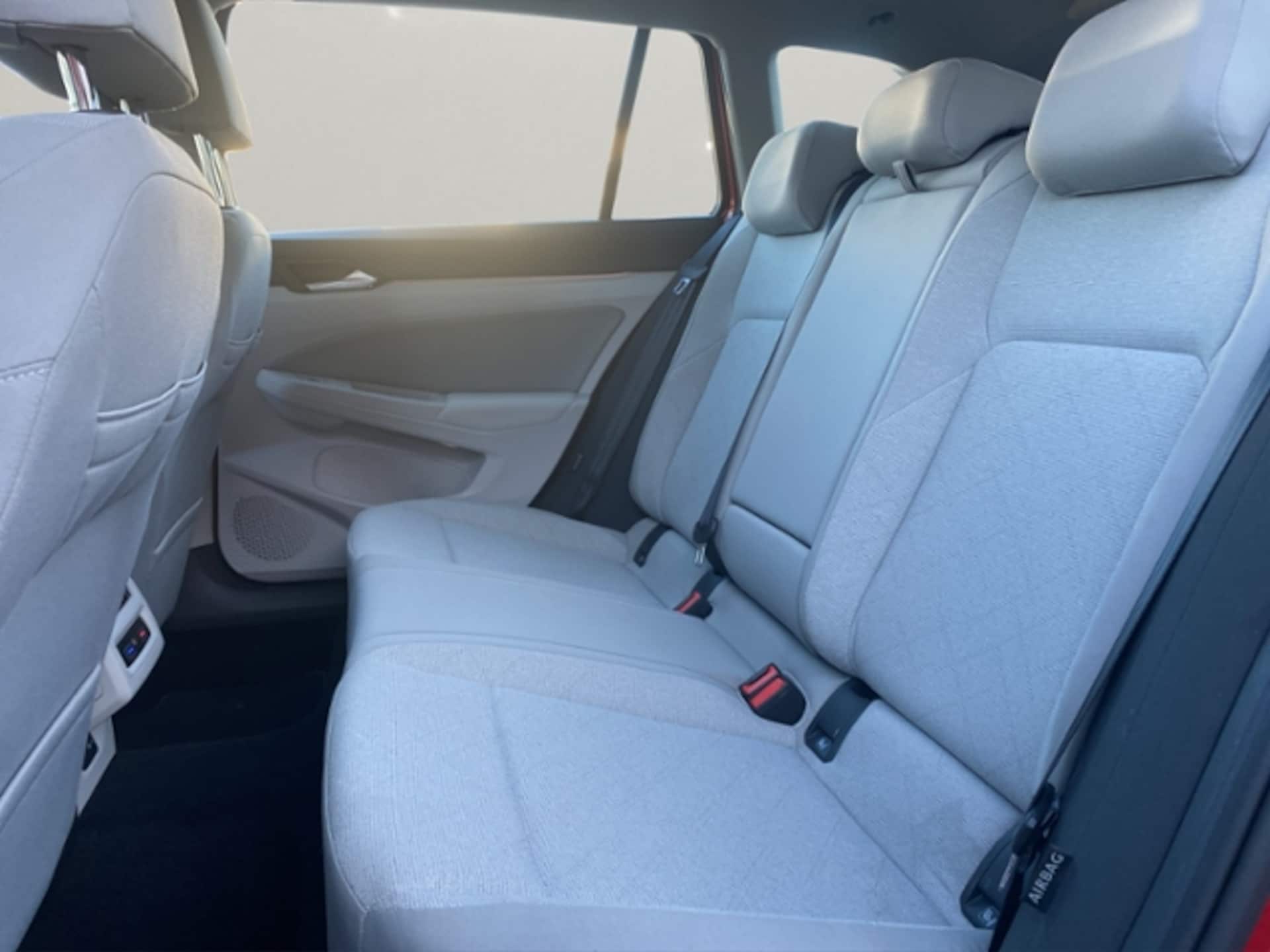 Volkswagen Golf Variant Life