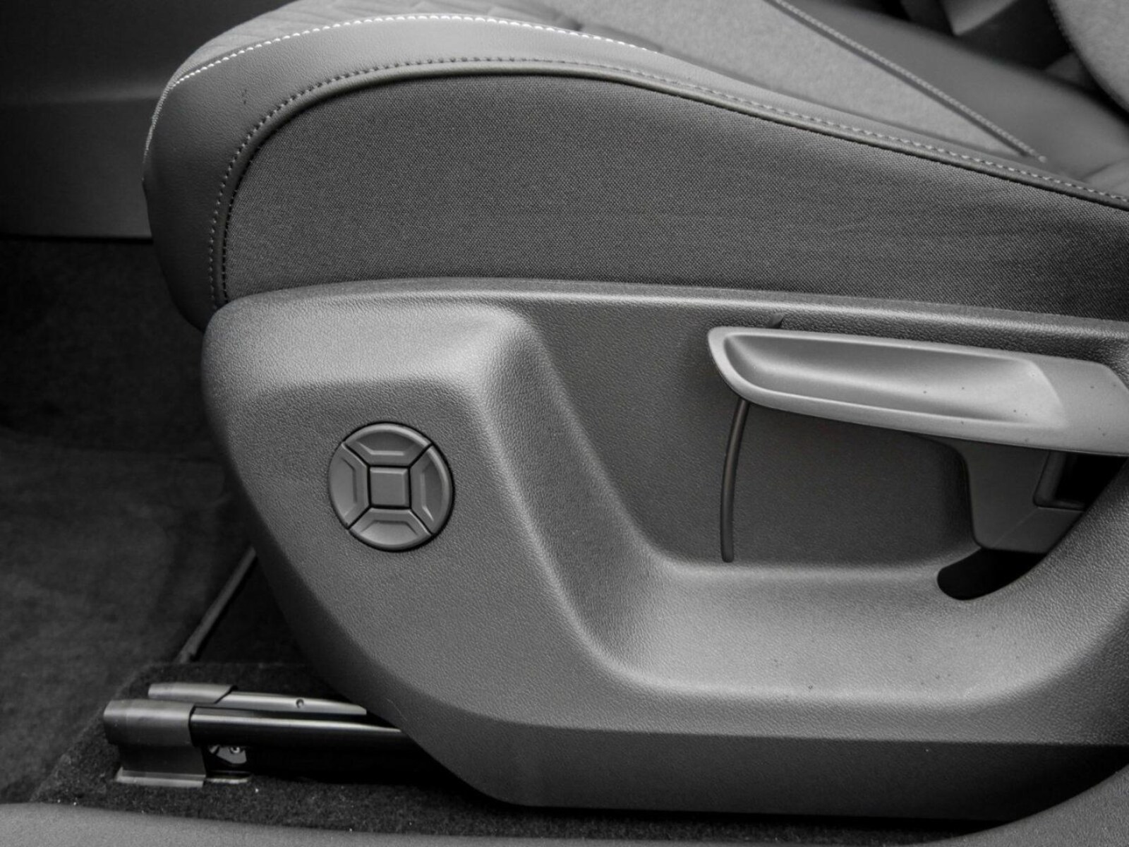 Volkswagen Tiguan – Bild 16
