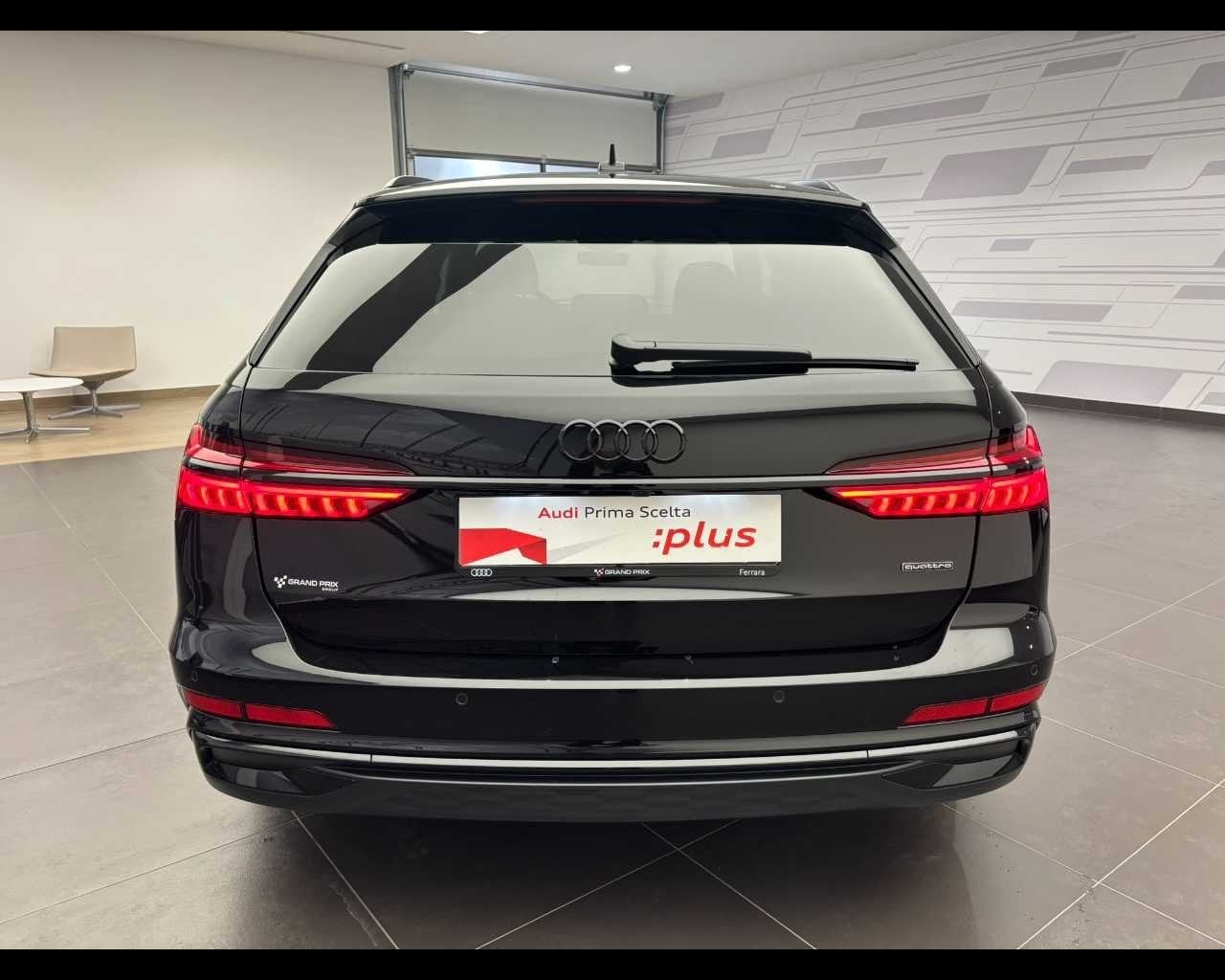 Immagine di Audi A6 Avant TFSI e S line edition 50 TFSI e quattro 220 kW (299 CV) S tronic - Vista: for more details contact your dealer