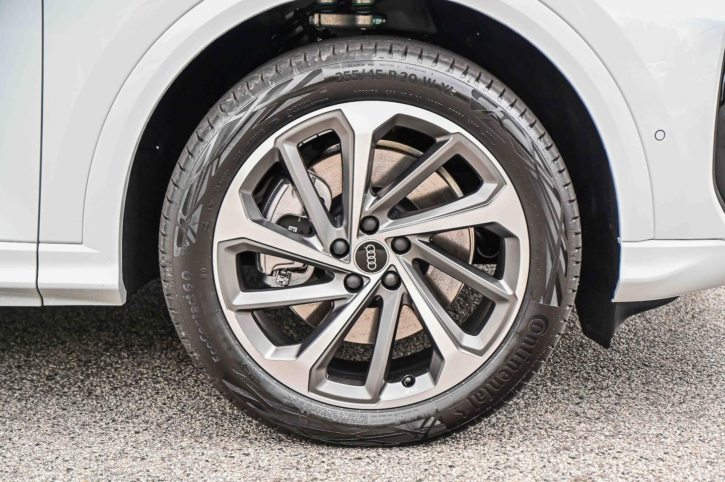 Image about Audi Q5 SUV TDI quattro 150 kW sport
