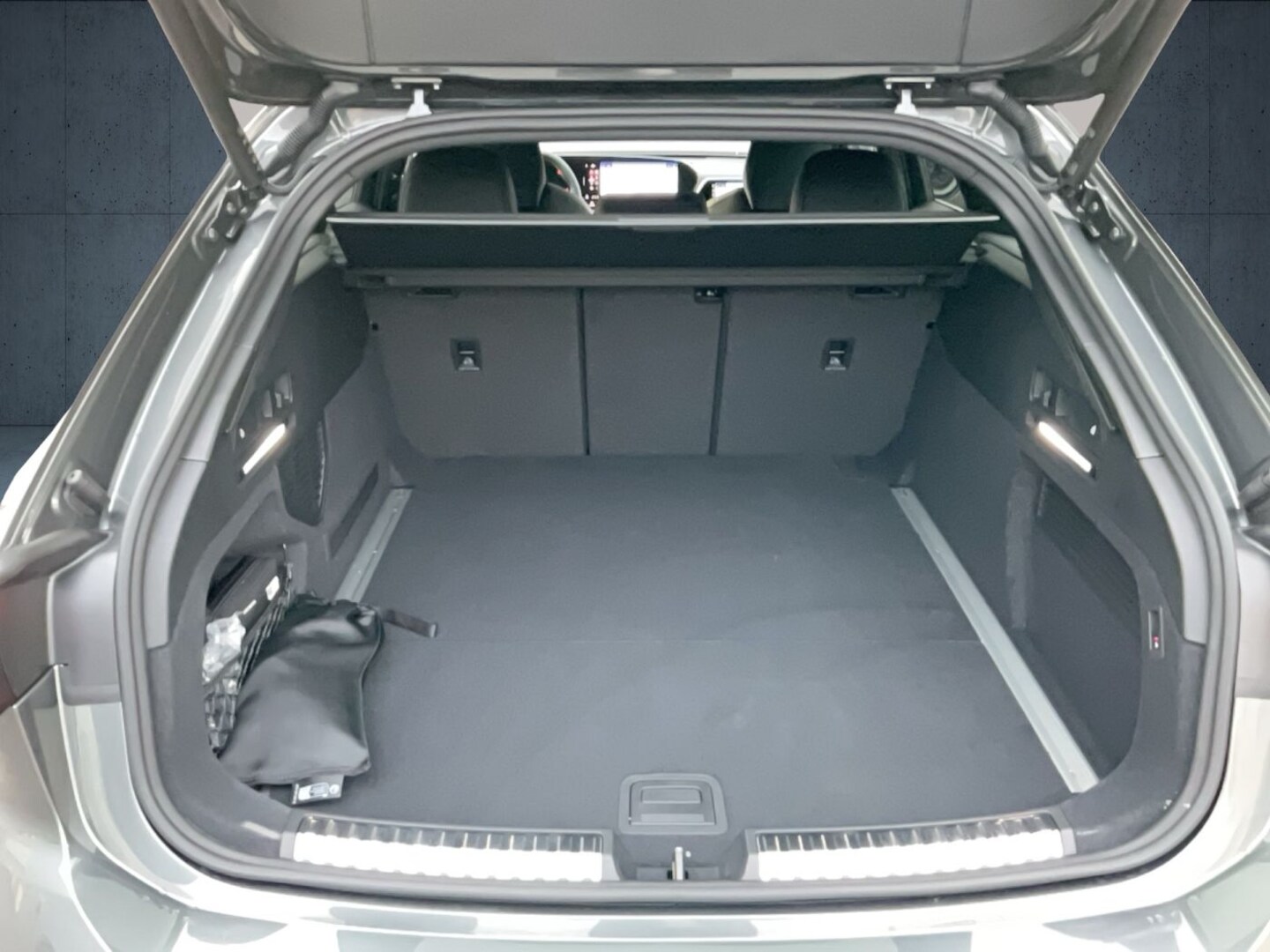 Bild über Audi A6 Avant edition one TDI 150 kW S tronic - für weitere Informationen kontaktieren Sie den Audi Partner