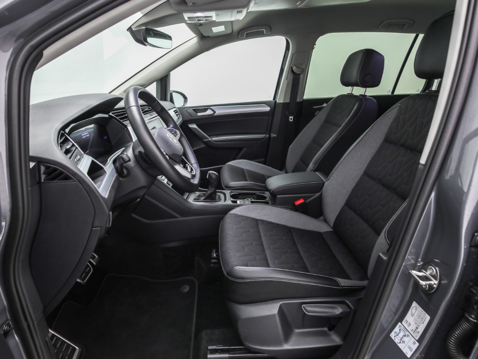 Volkswagen Touran – Bild 6