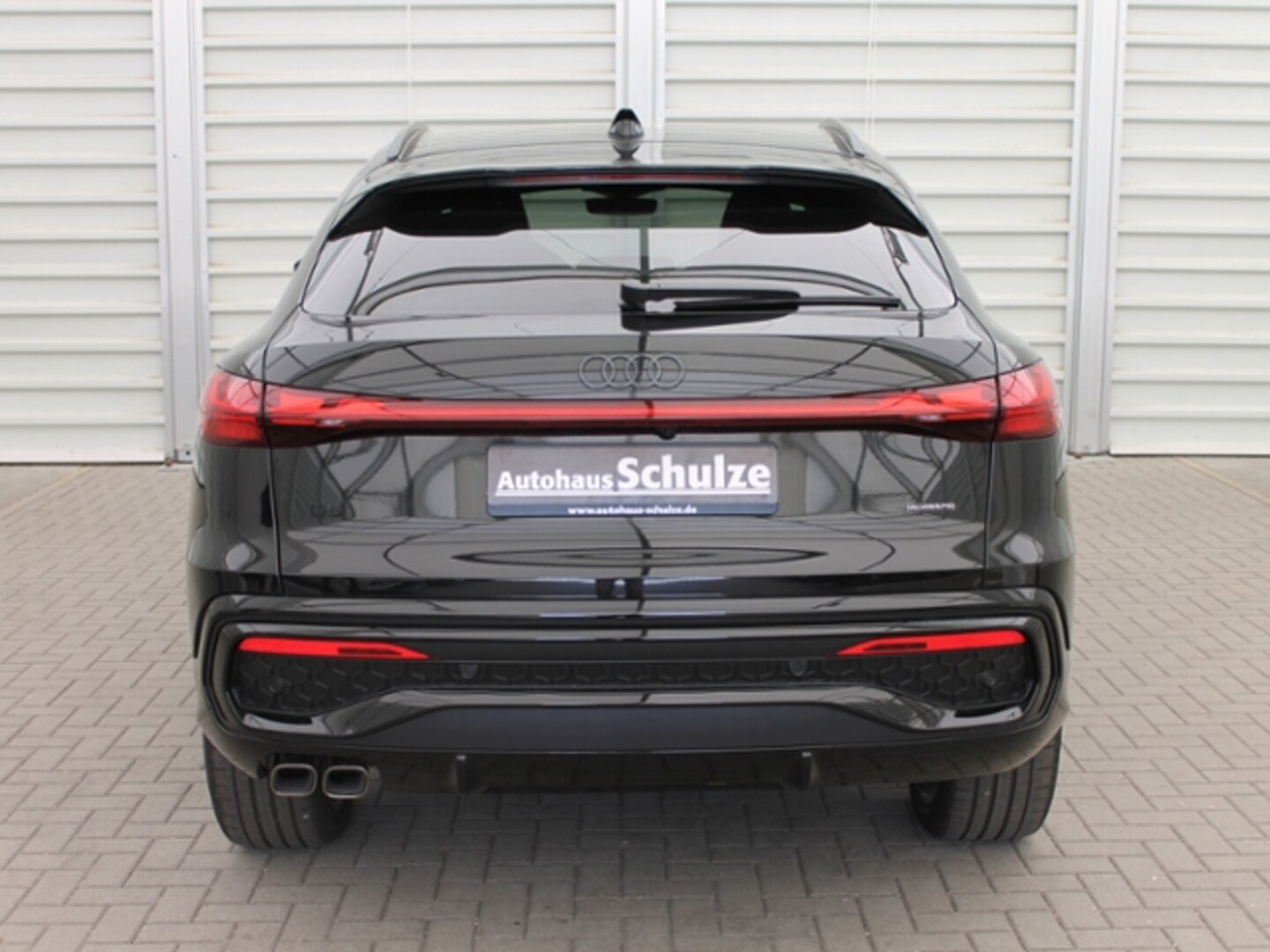 Bild über Audi Q5 Sportback TDI quattro 150 kW S tronic - für weitere Informationen kontaktieren Sie den Audi Partner