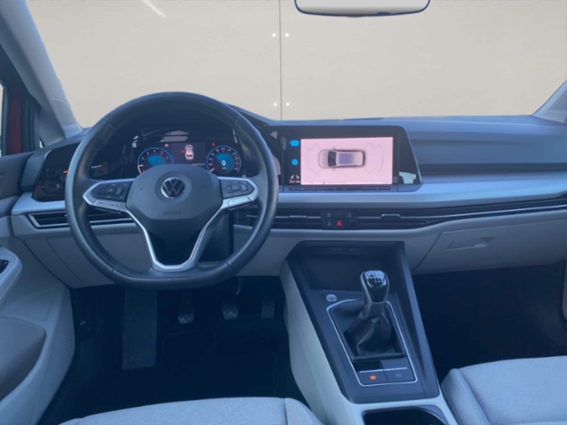 Volkswagen Golf Variant Life