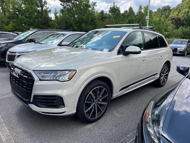 Photo of 2021 Audi Q7