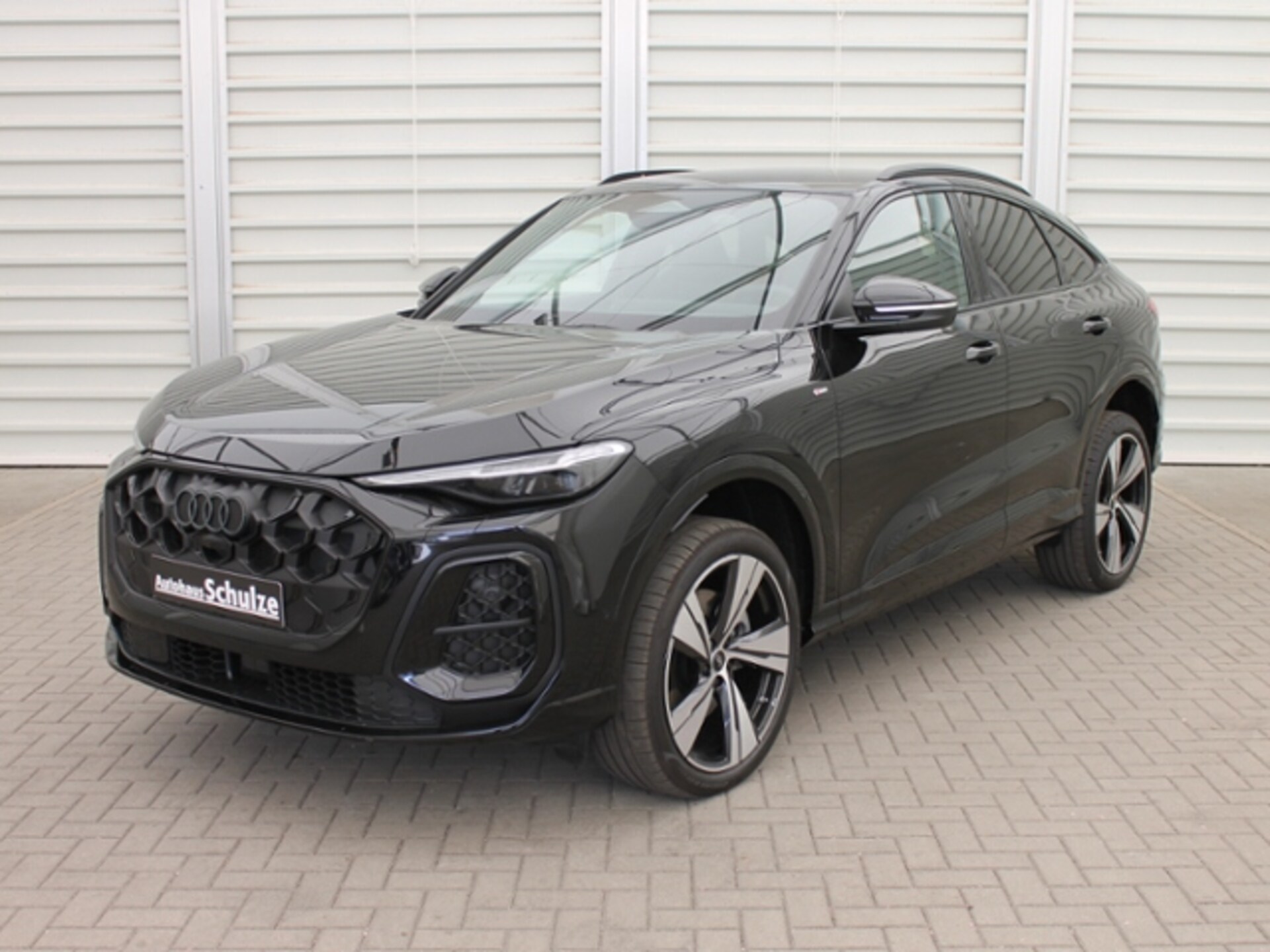 Audi Q5 Sportback edition one