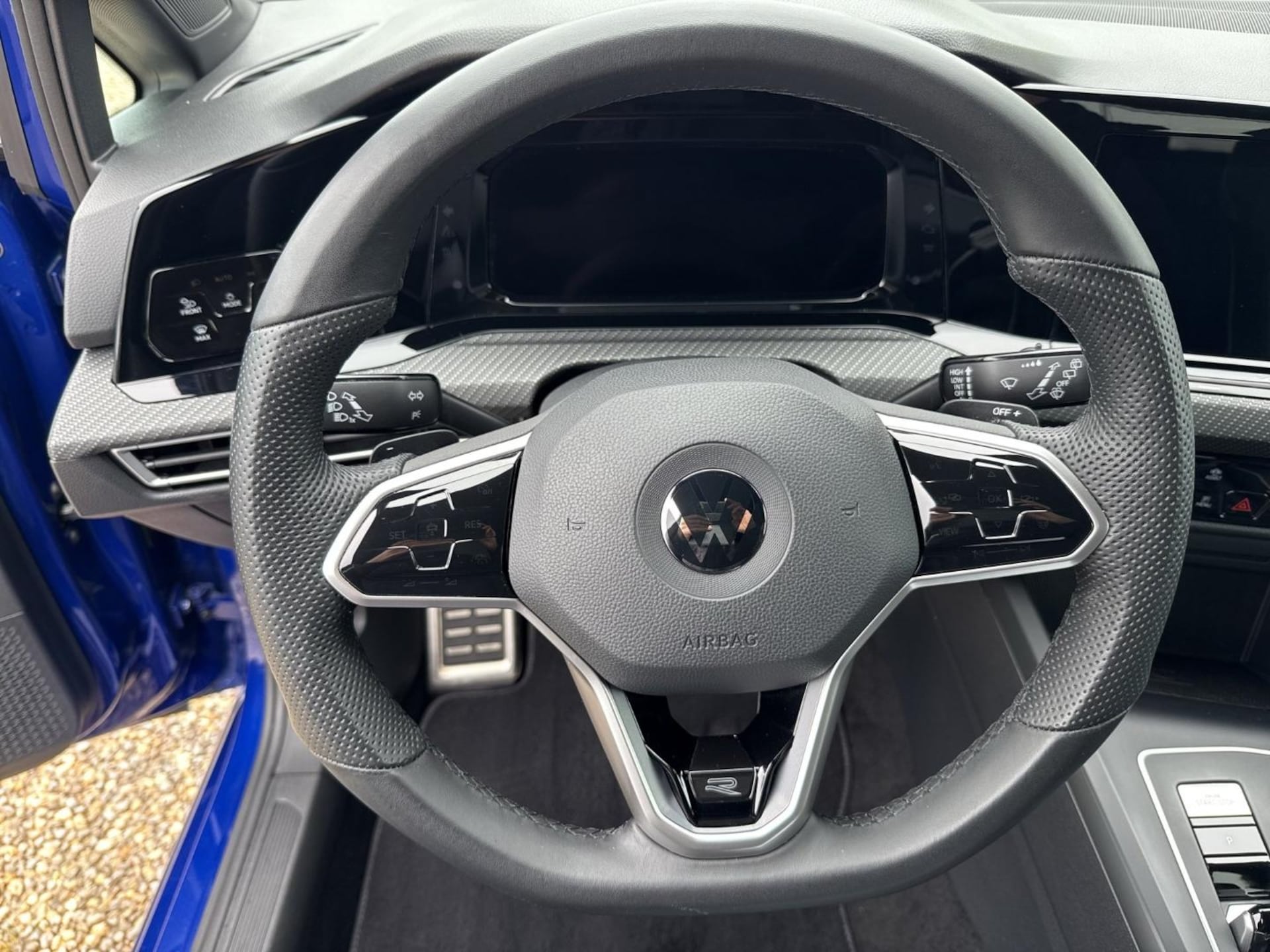 Volkswagen Golf R-Line