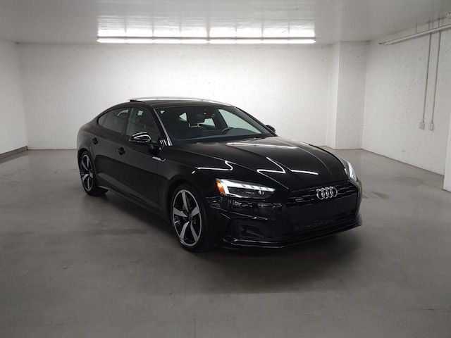 Image de {{modelName}} 2025 Audi A5 Sportback