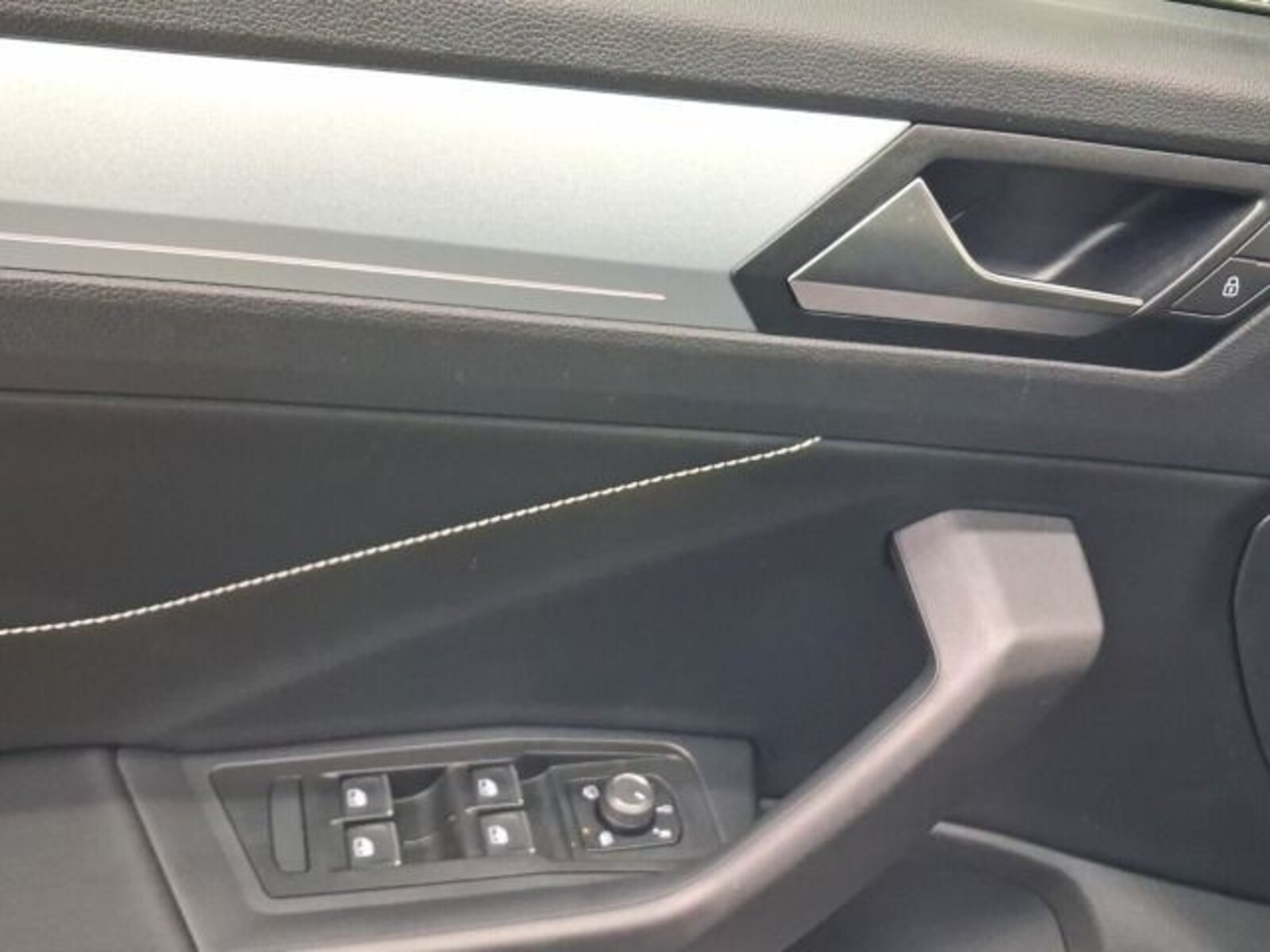 Volkswagen T-Roc Cabriolet – Bild 8