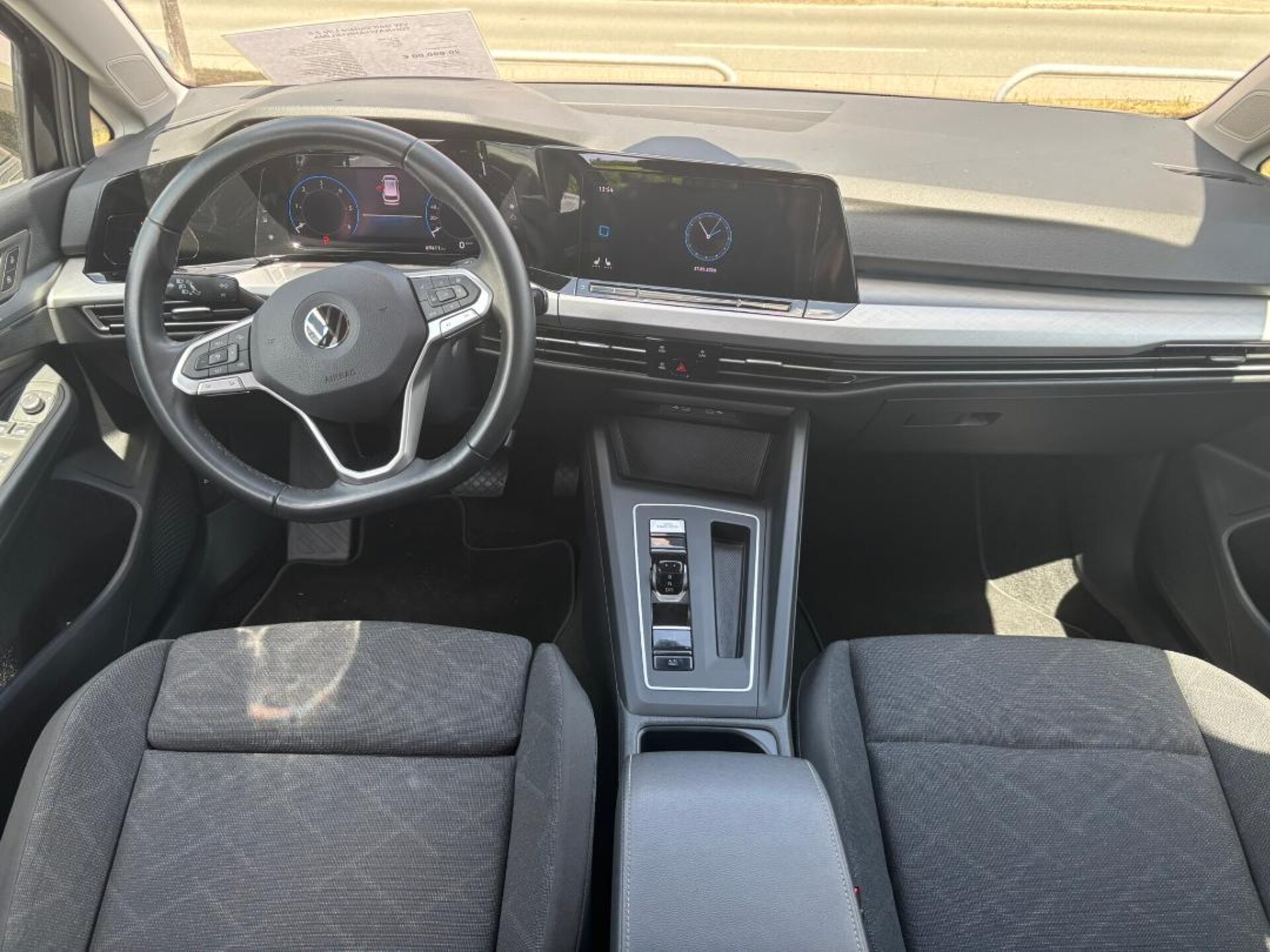 Volkswagen Golf Variant Life