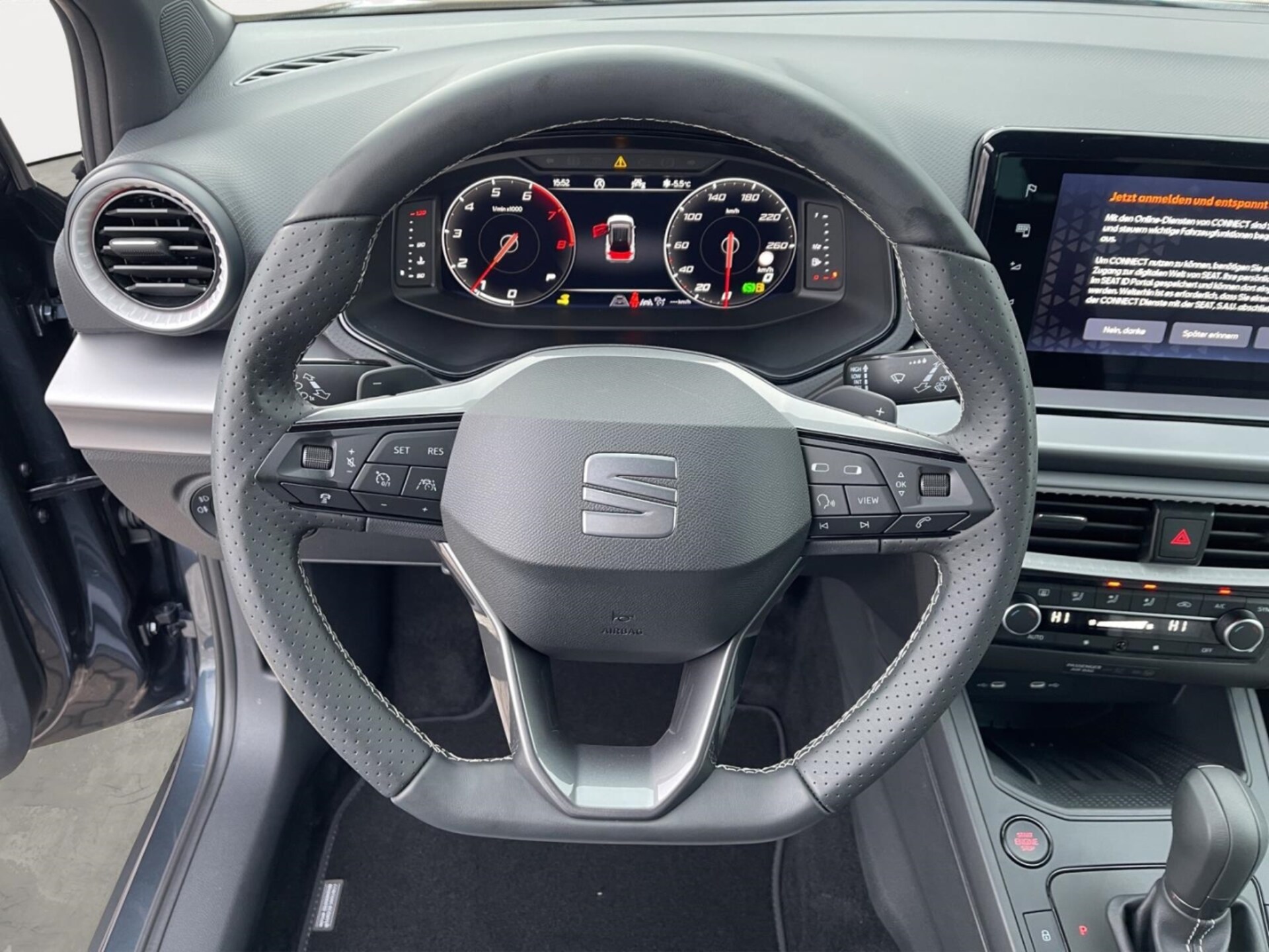 SEAT Arona FR