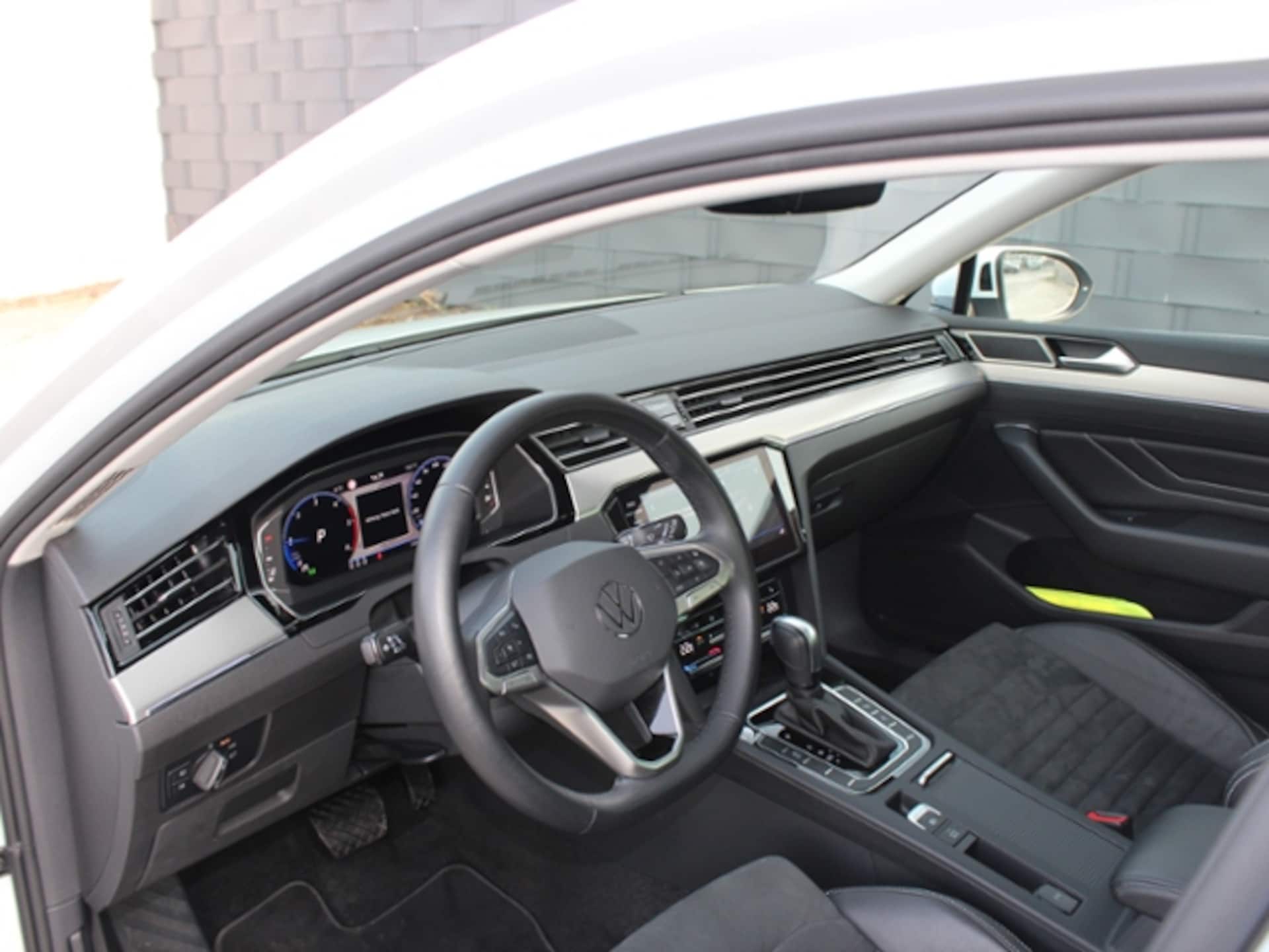 Volkswagen Passat Variant Elegance