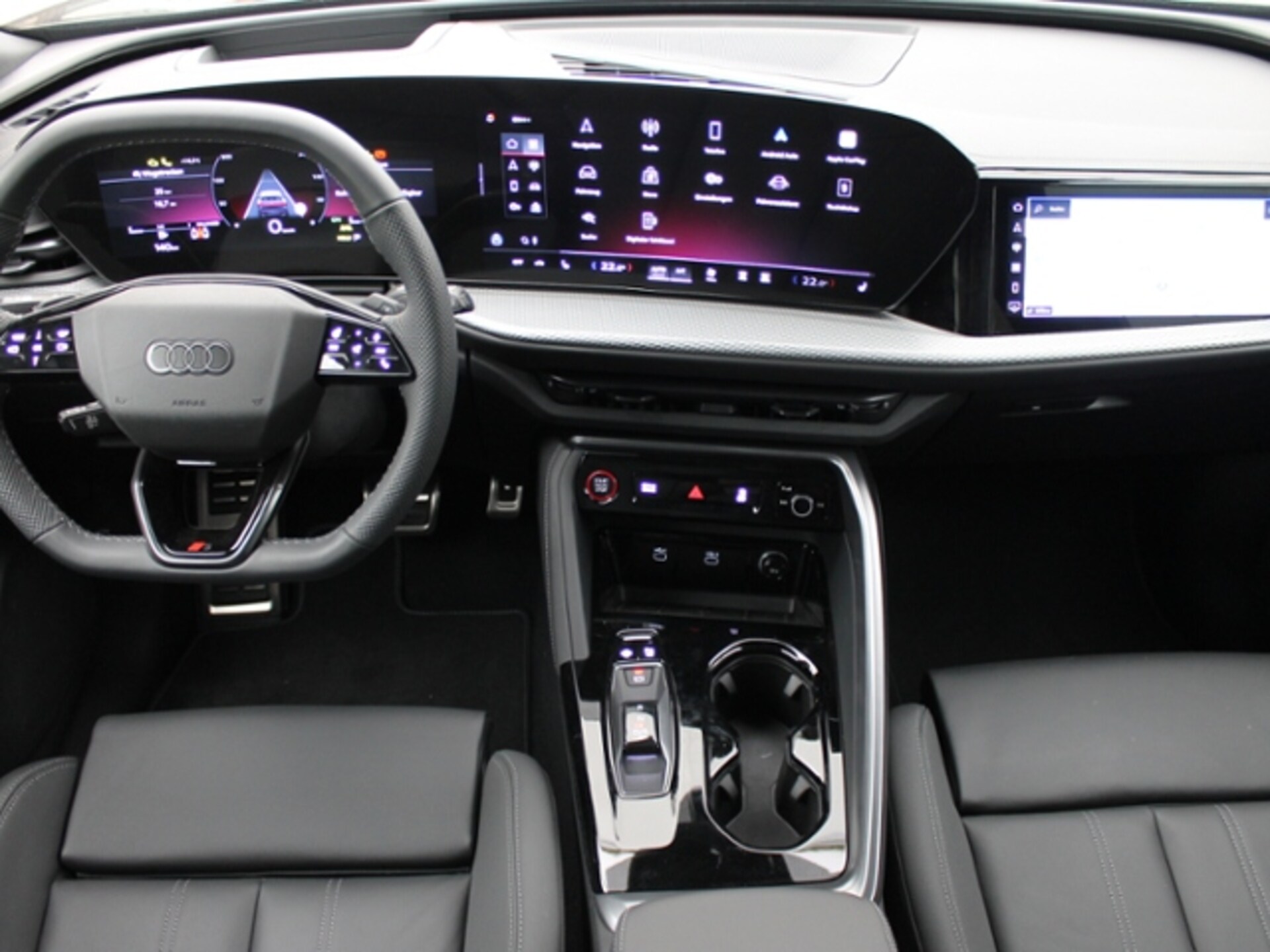 Audi Q5 Sportback edition one