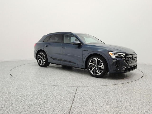 2024 Audi Q8 e-tron