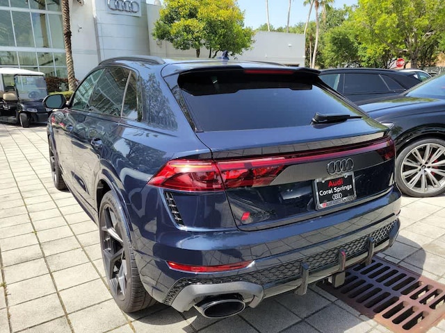2026 Audi RS Q8 SUV performance