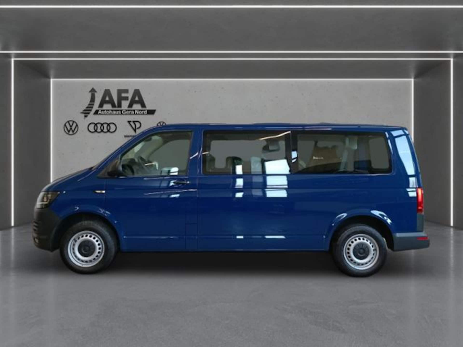 Volkswagen T6 Transporter Kombi langer Radstand