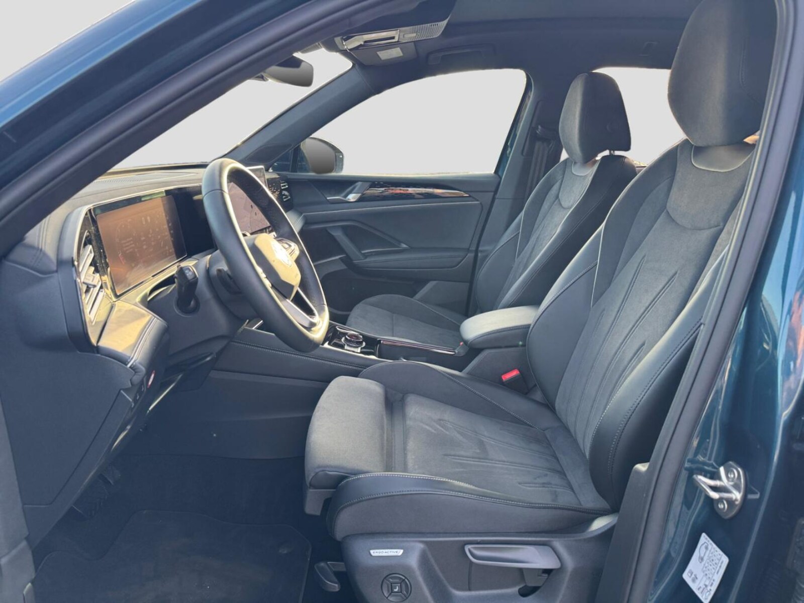 Volkswagen Tiguan – Bild 11
