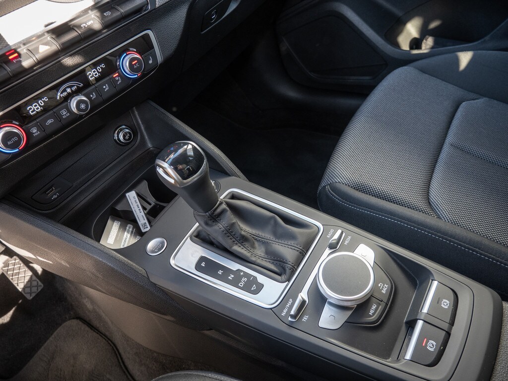 Image about Audi Q2 S line 35 TFSI S tronic