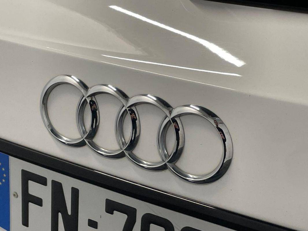 Image about Audi A4 Avant S Line 40 TDI 140 kW (190 ch) S tronic