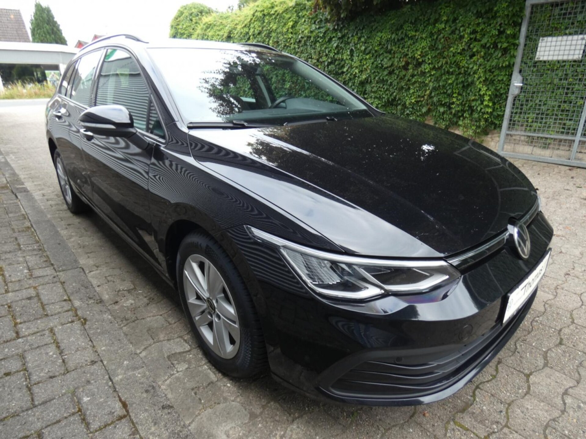 Volkswagen Golf Variant Life