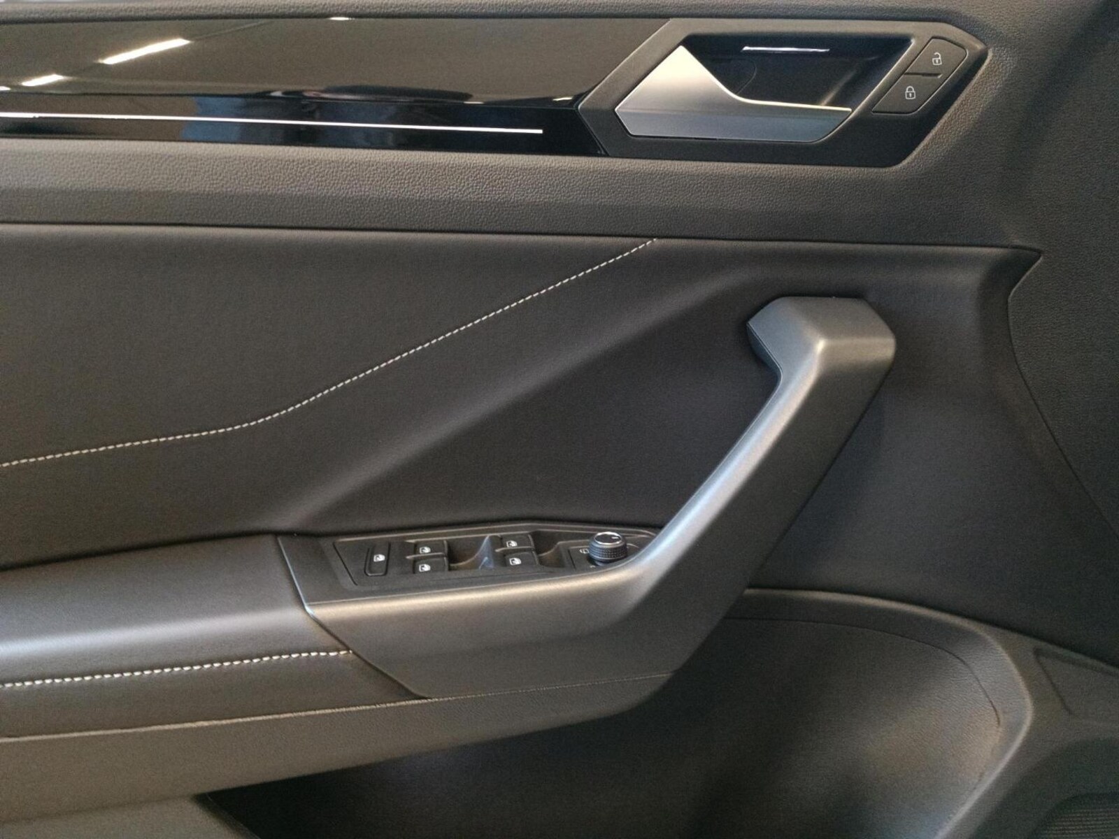 Volkswagen T-Roc – Bild 17
