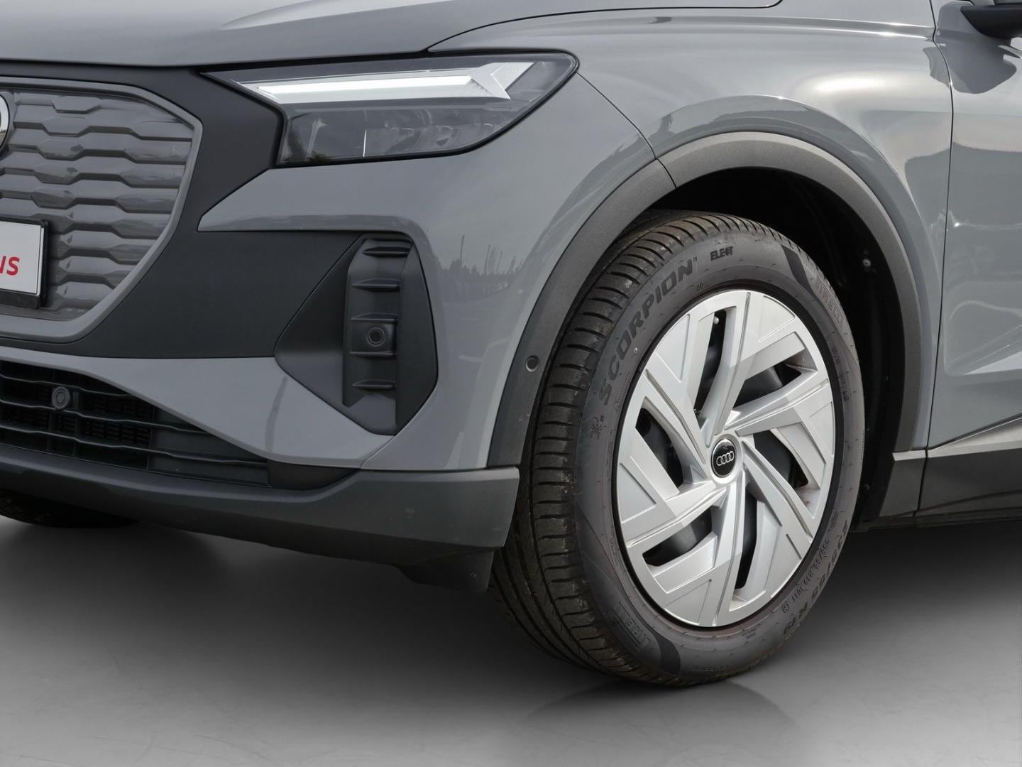 Bild über Audi Q4 e-tron 40 e-tron - für weitere Informationen kontaktieren Sie den Audi Partner