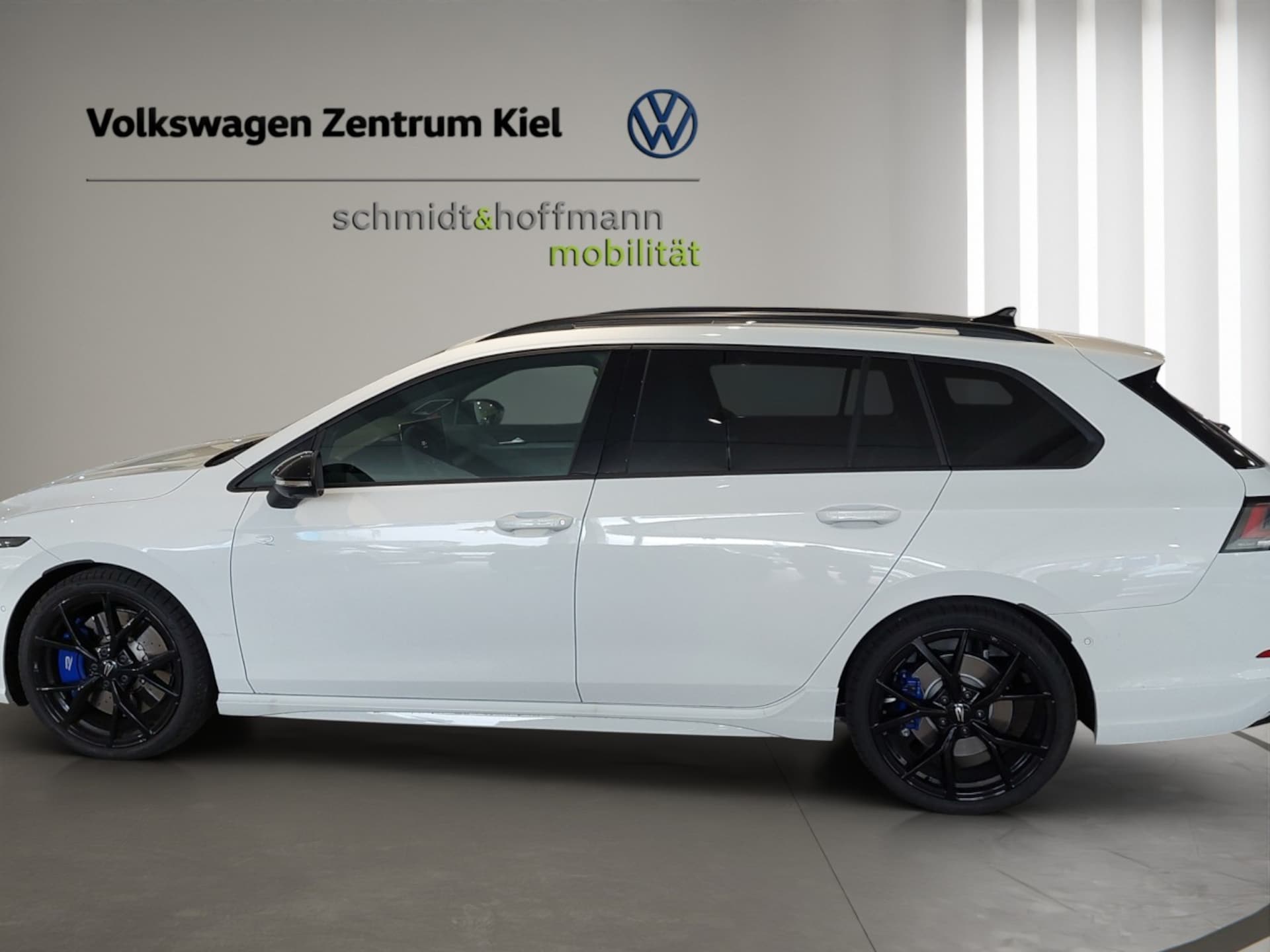 Volkswagen Golf Variant R