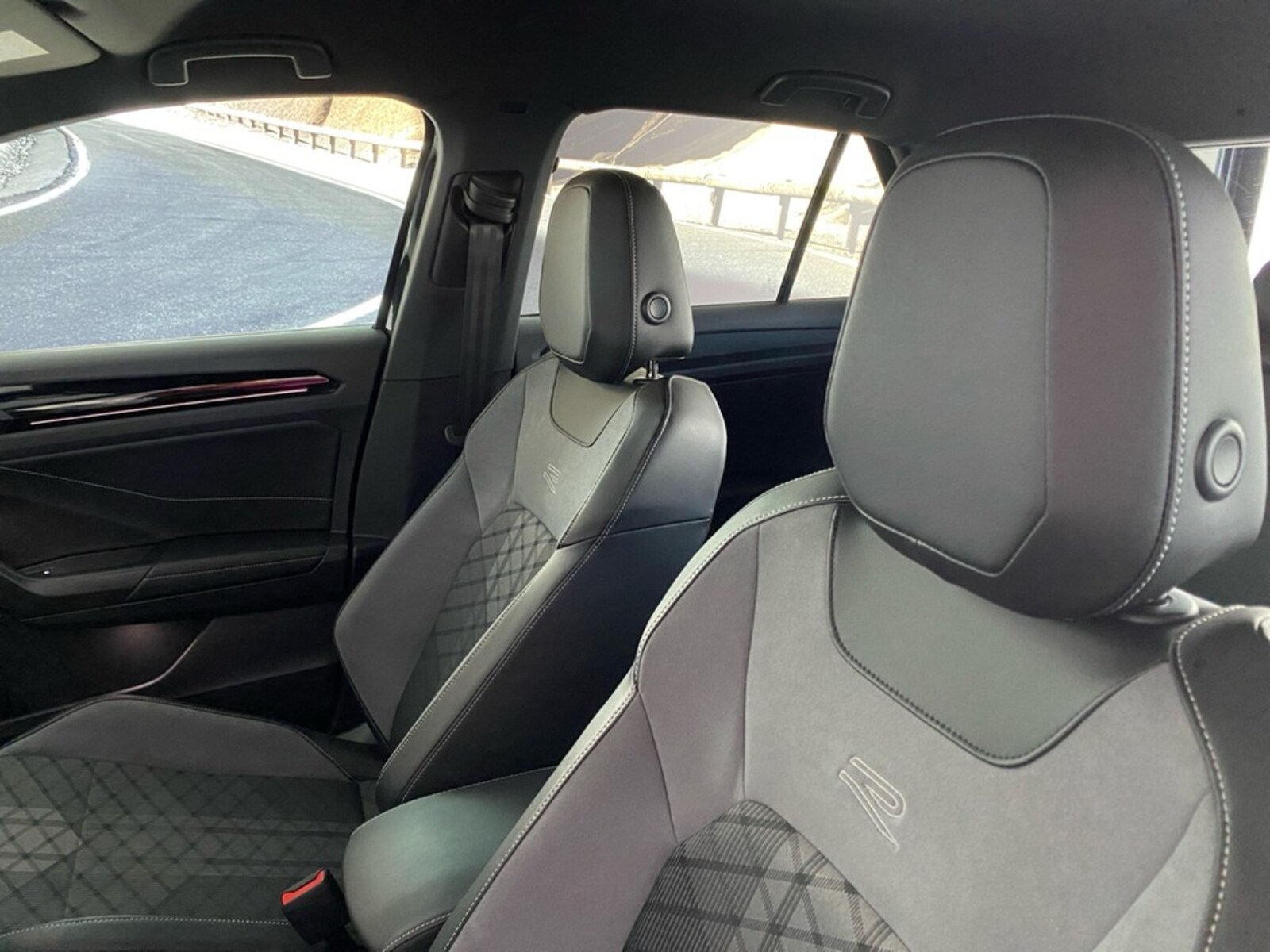 Volkswagen T-Roc – Bild 6